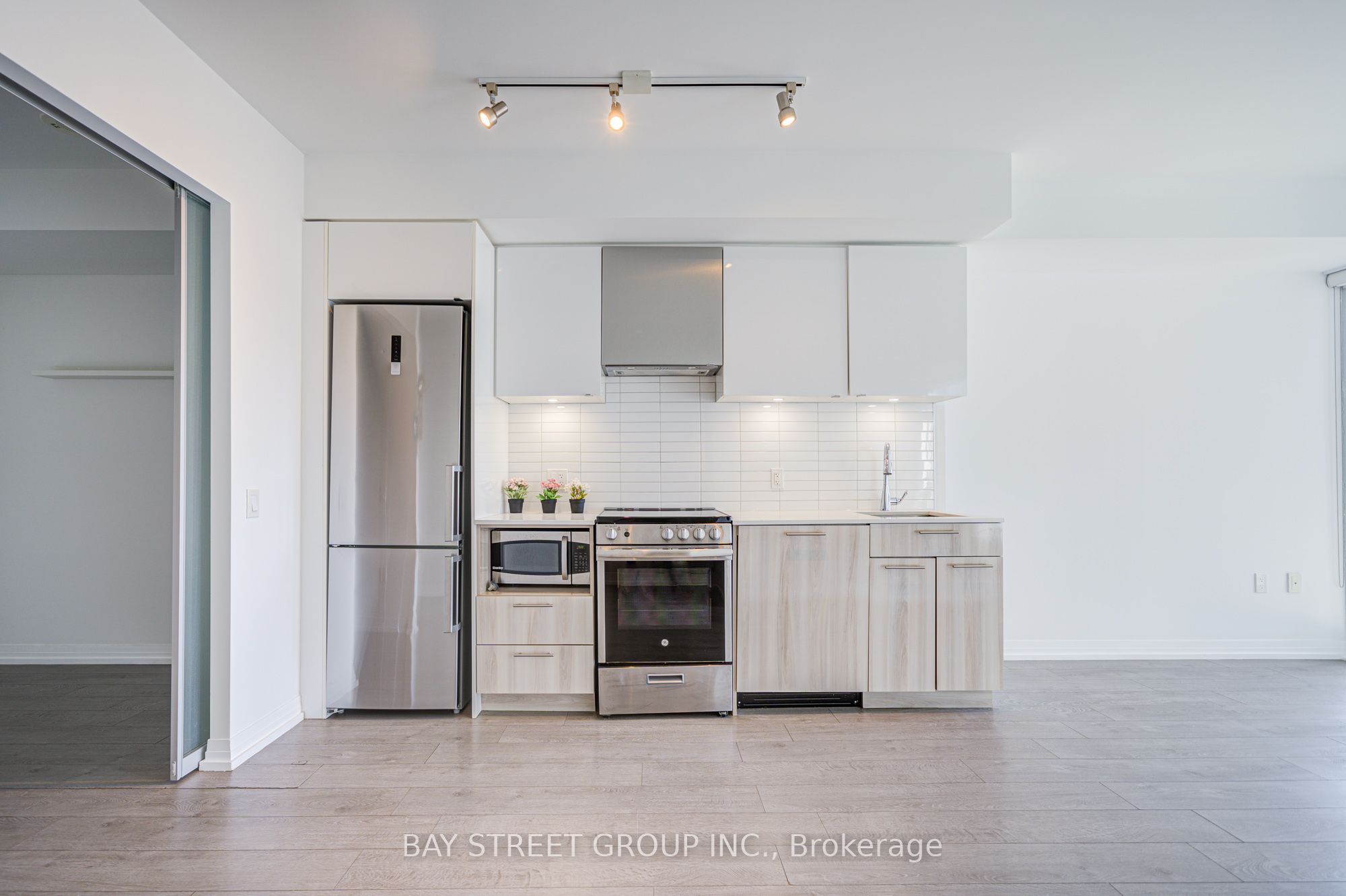 #1218 - 251 Jarvis Street Property Photo 16