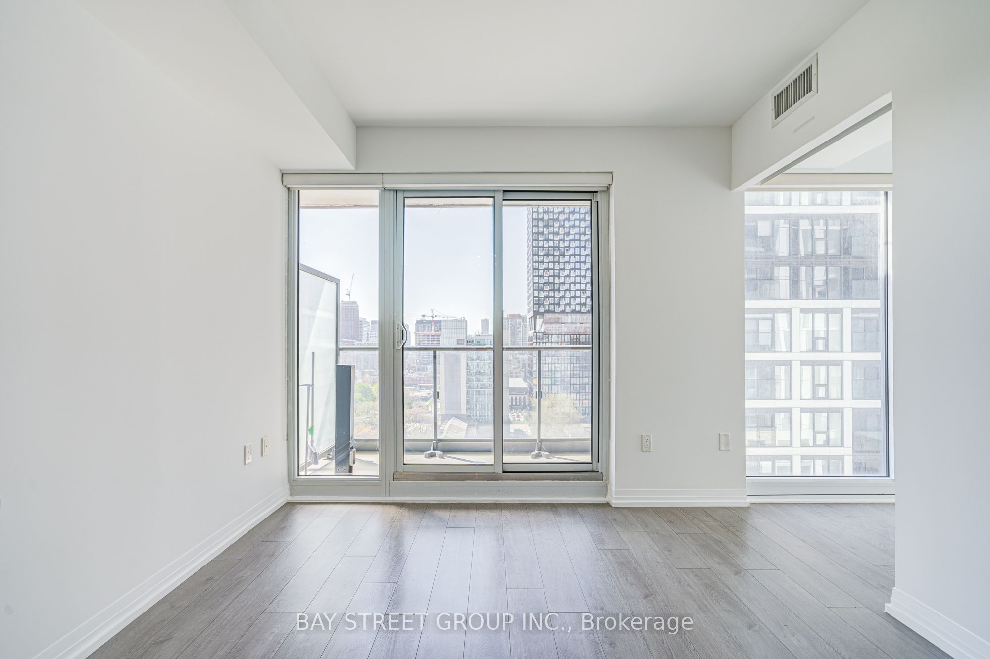 #1218 - 251 Jarvis Street Property Photo 20
