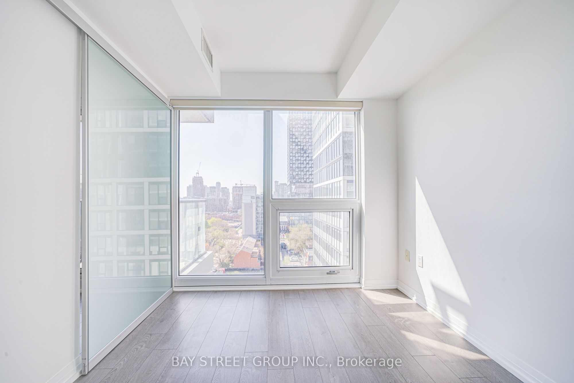 #1218 - 251 Jarvis Street Property Photo 25