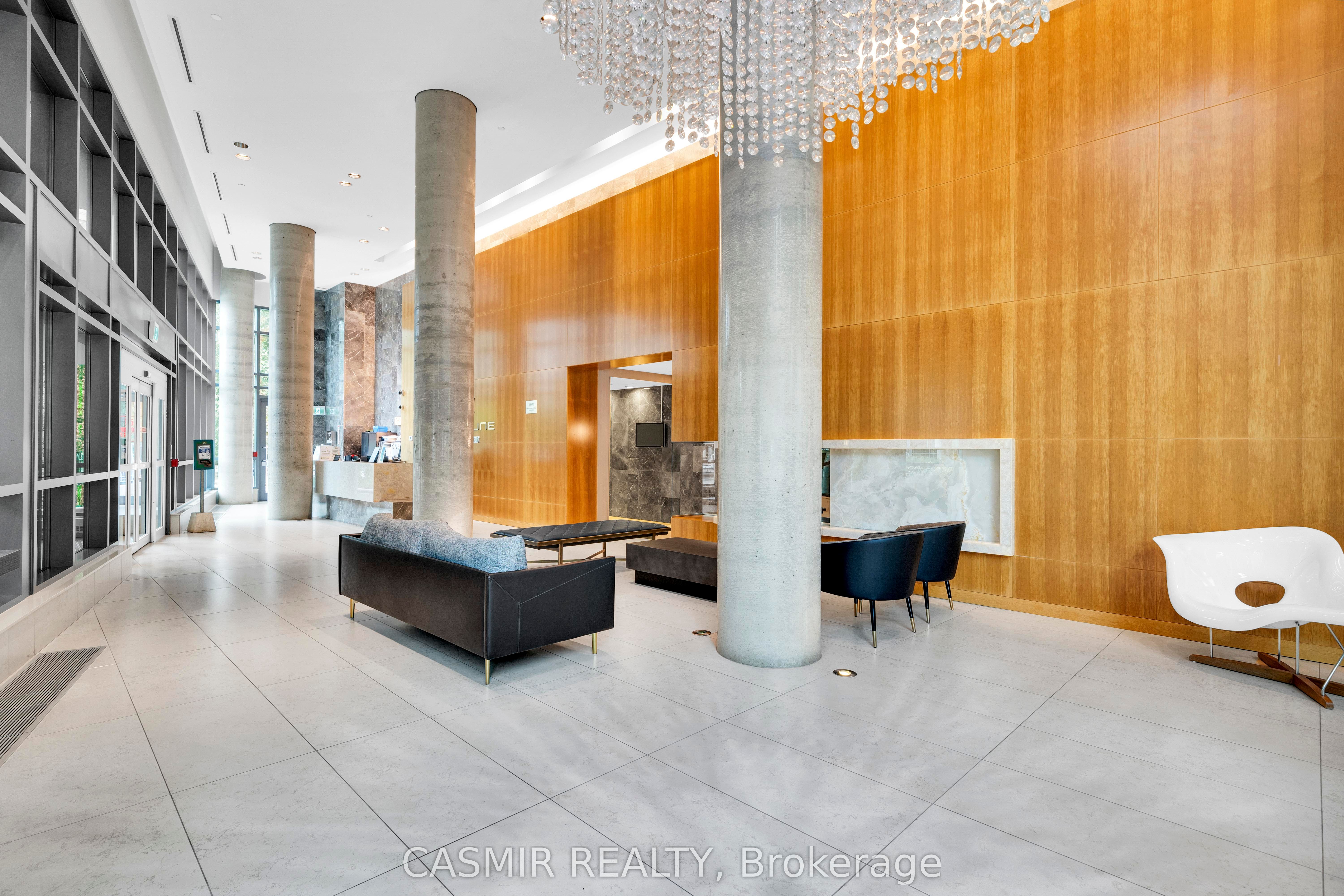 215 Fort York Boulevard 707 Property Photo 2