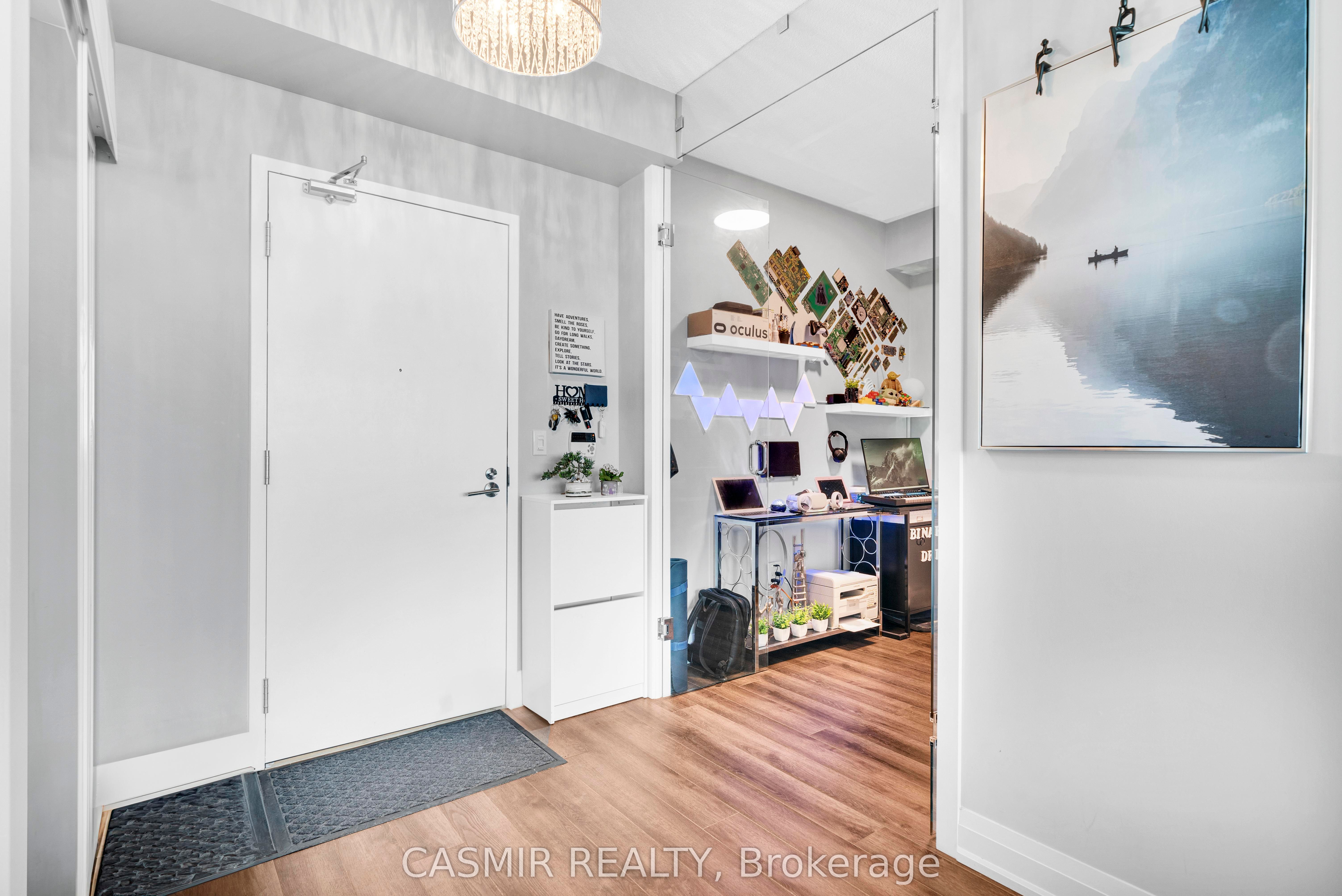 215 Fort York Boulevard 707 Property Photo 6