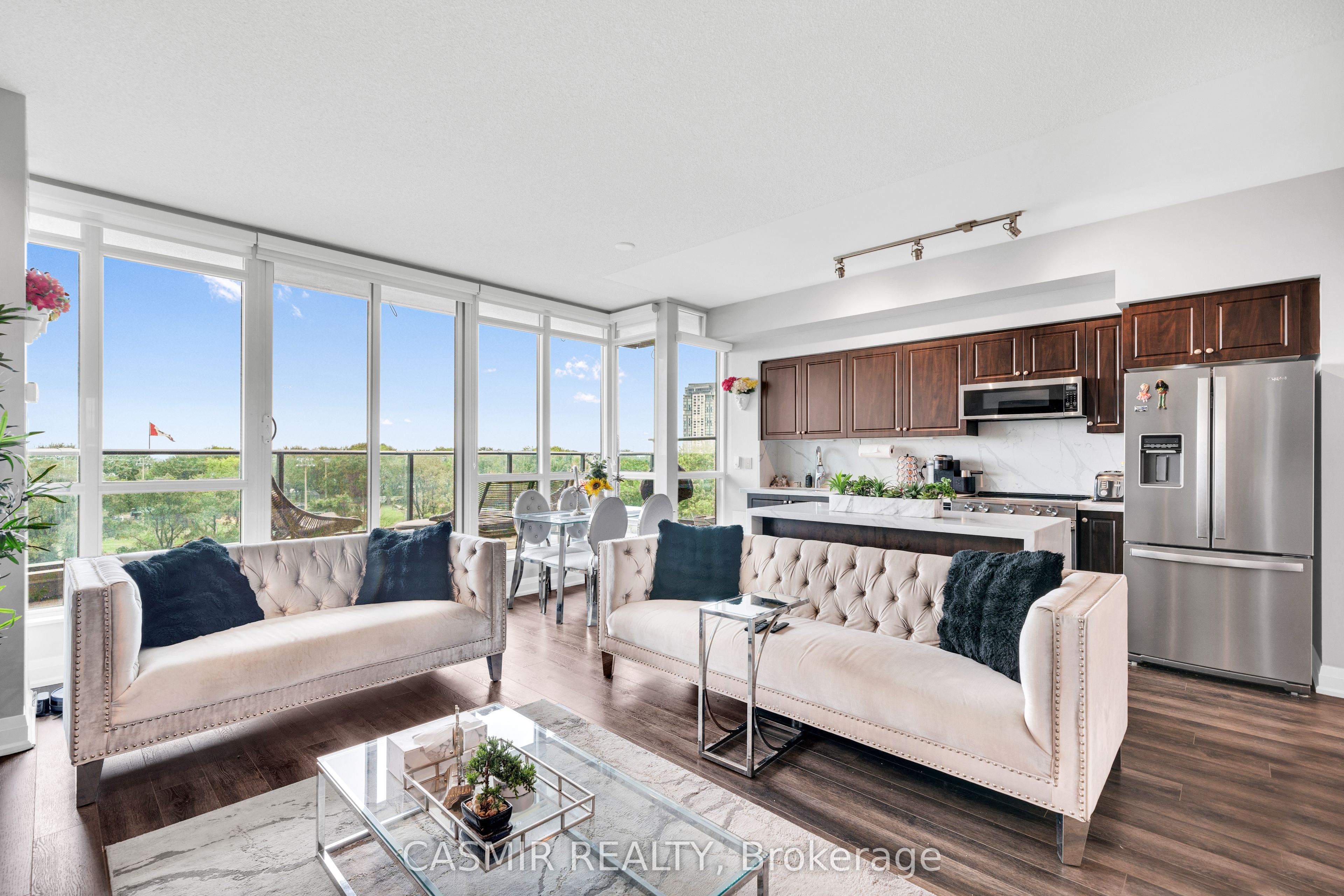 215 Fort York Boulevard 707 Property Photo 8