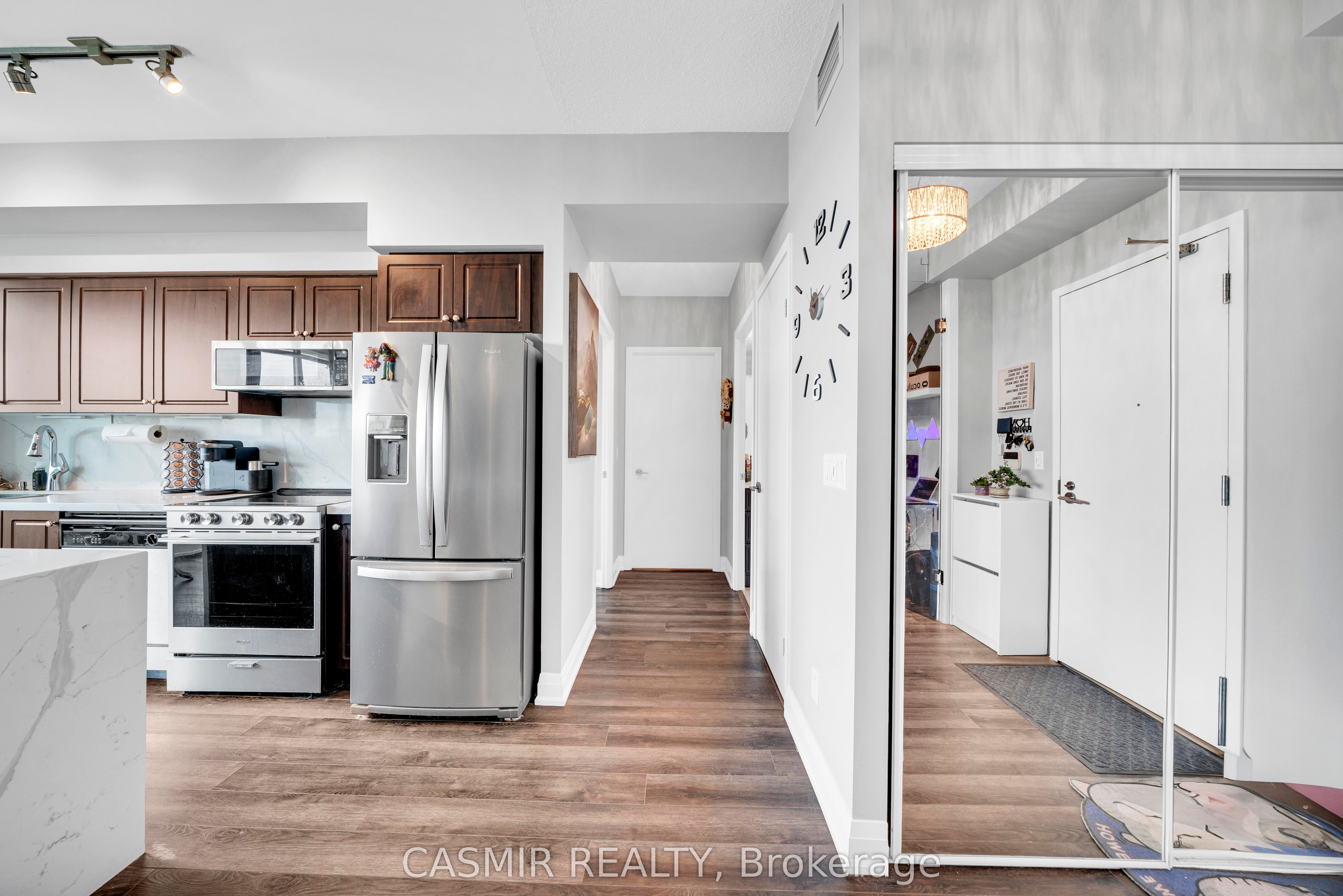 215 Fort York Boulevard 707 Property Photo 13