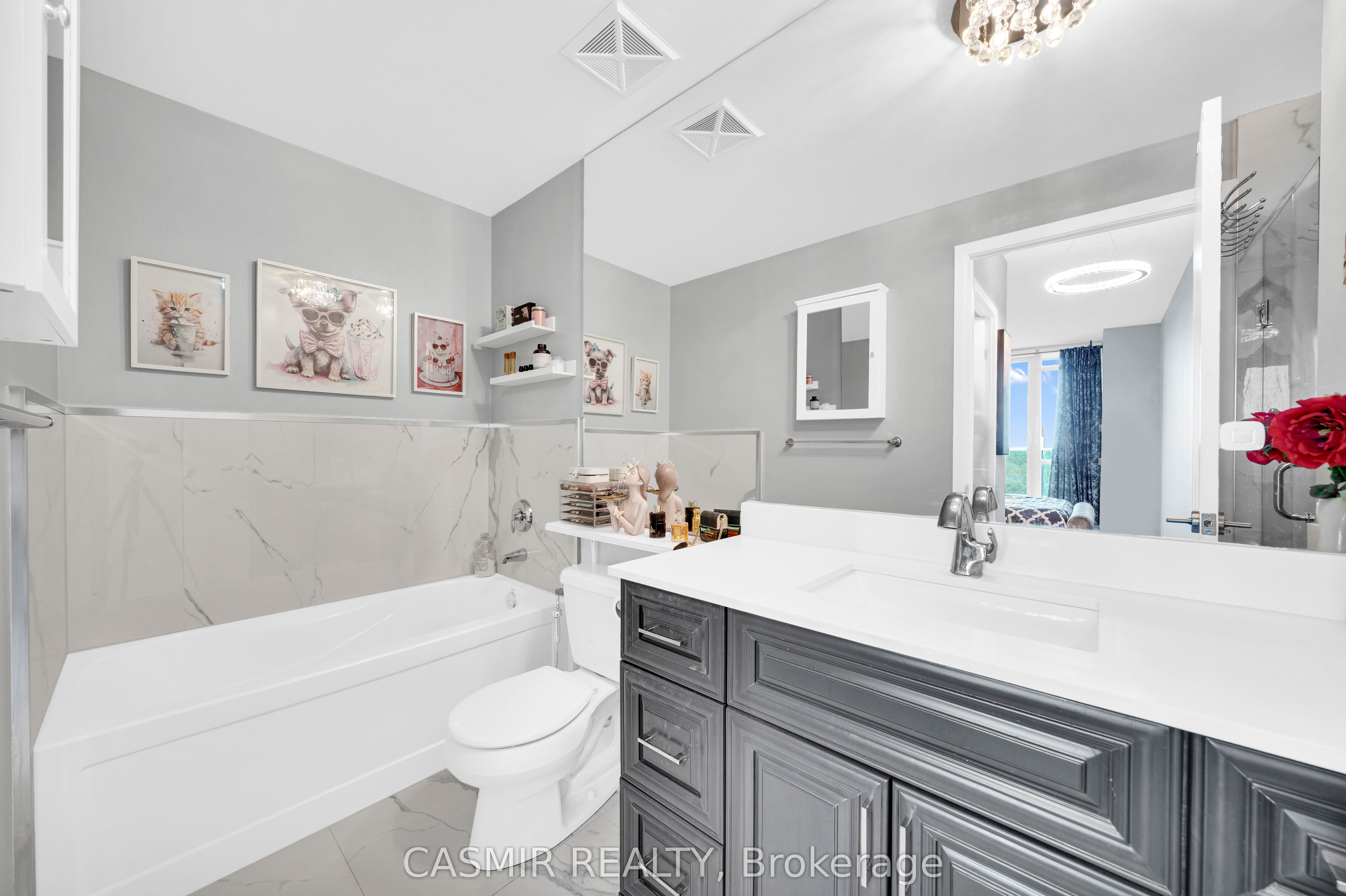 215 Fort York Boulevard 707 Property Photo 23