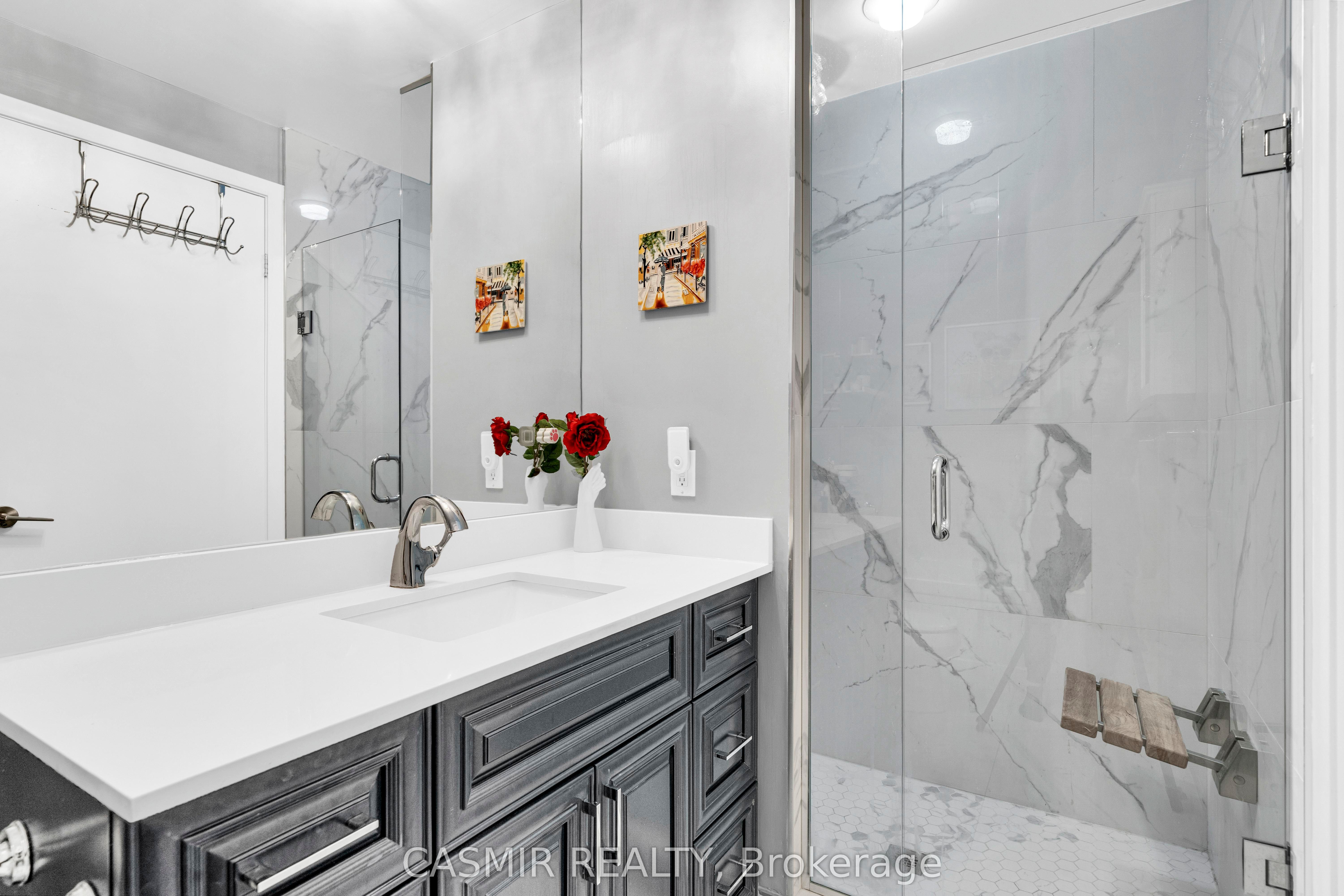 215 Fort York Boulevard 707 Property Photo 24