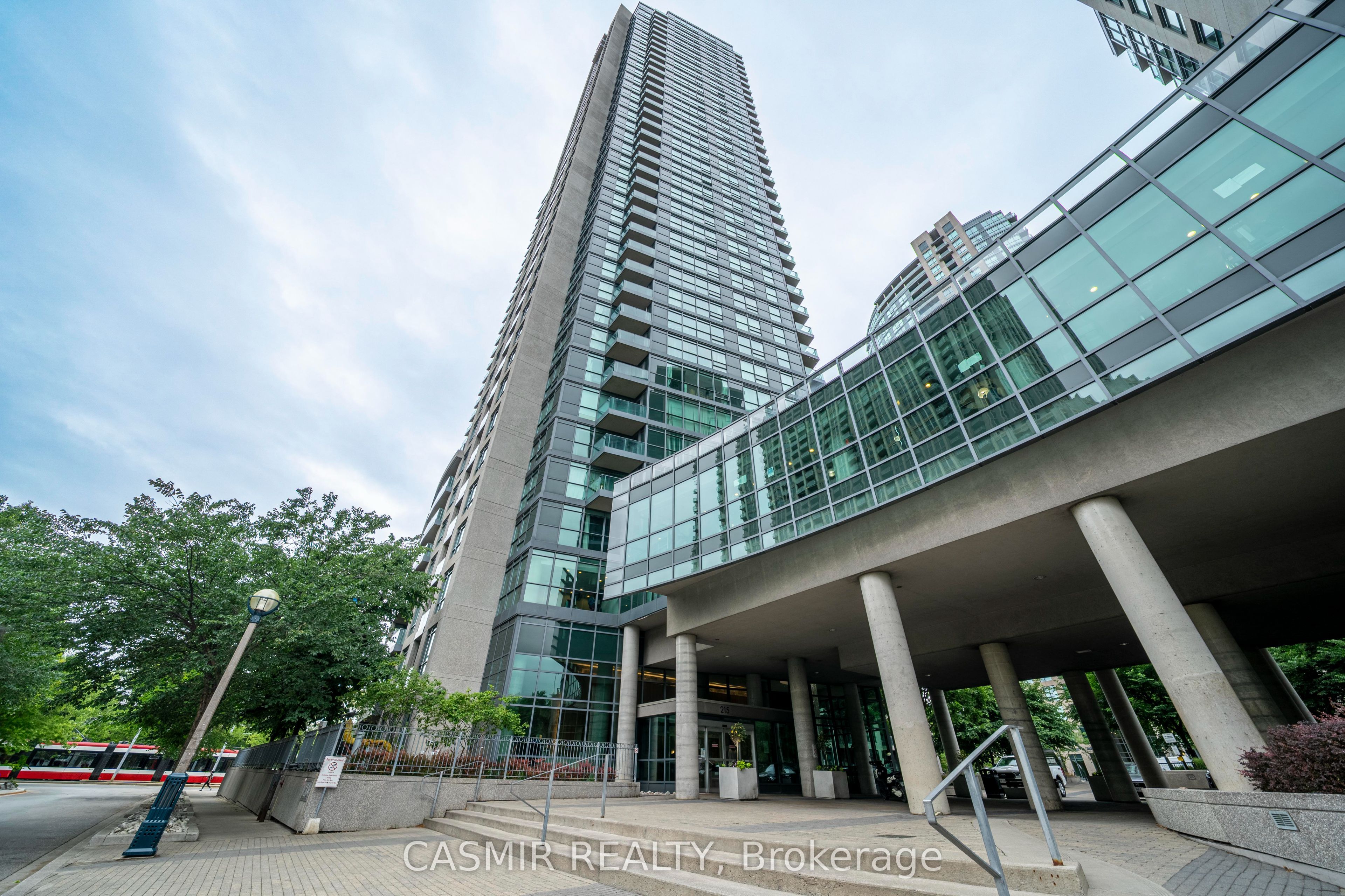 215 Fort York Boulevard 707 Property Photo 38