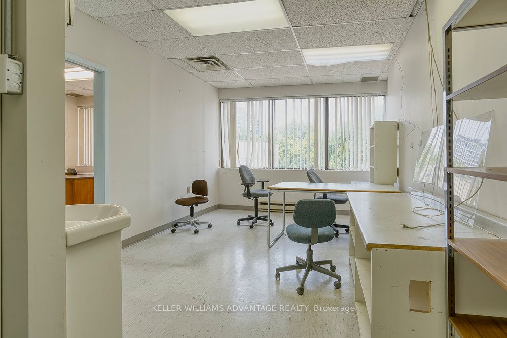 302 Spadina Avenue 207 Property Photo 1