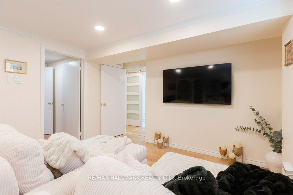 142 Aspenwood Drive Property Photo 12
