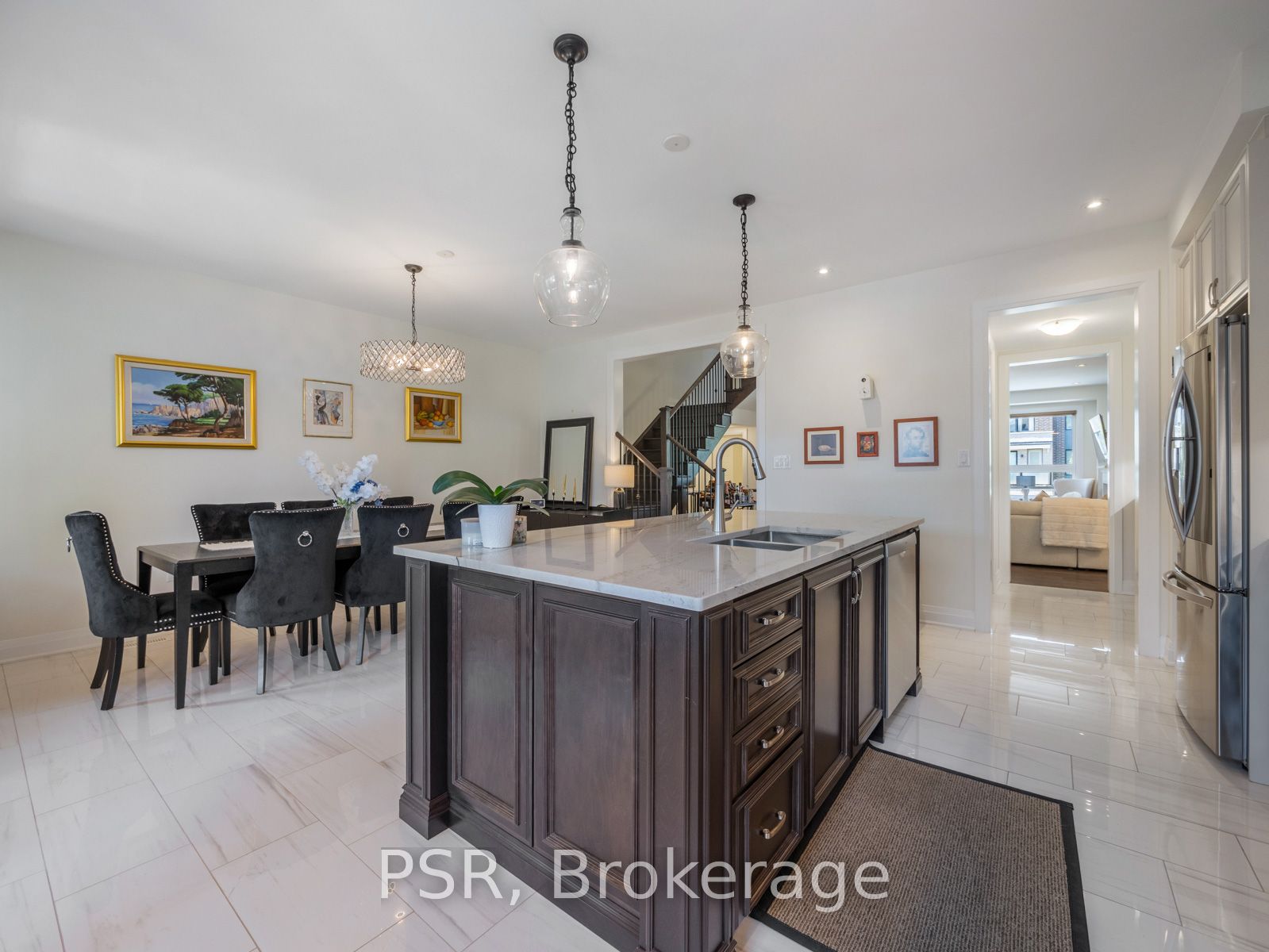 23 Hollyhock Court Property Photo 8