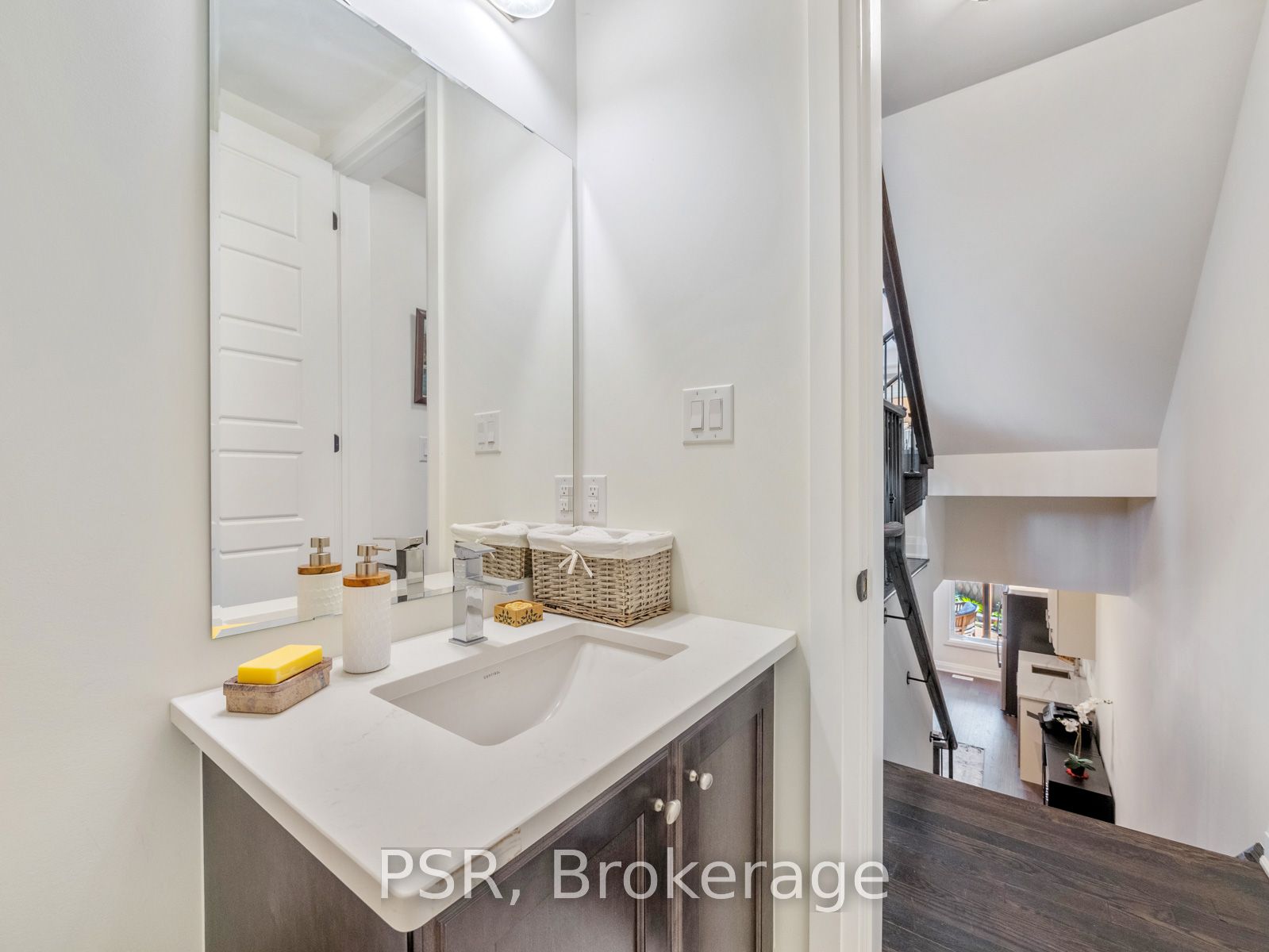 23 Hollyhock Court Property Photo 19