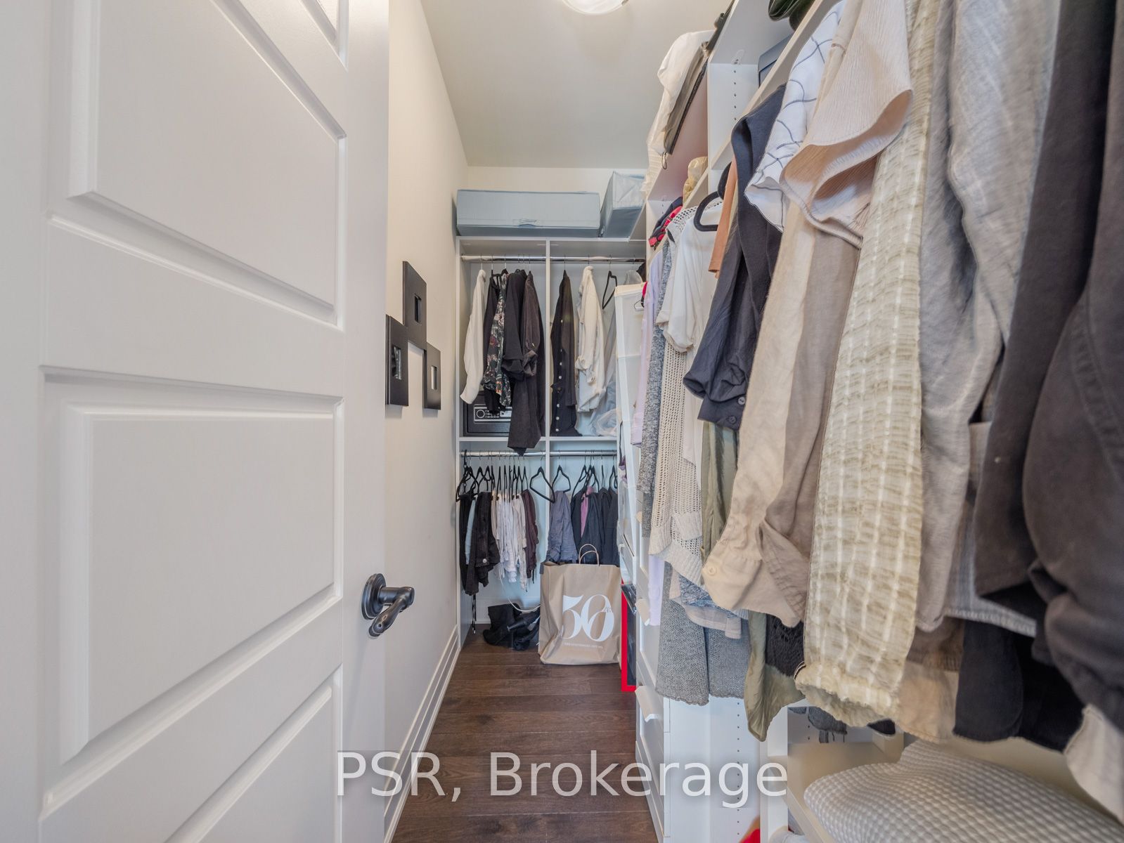 23 Hollyhock Court Property Photo 24