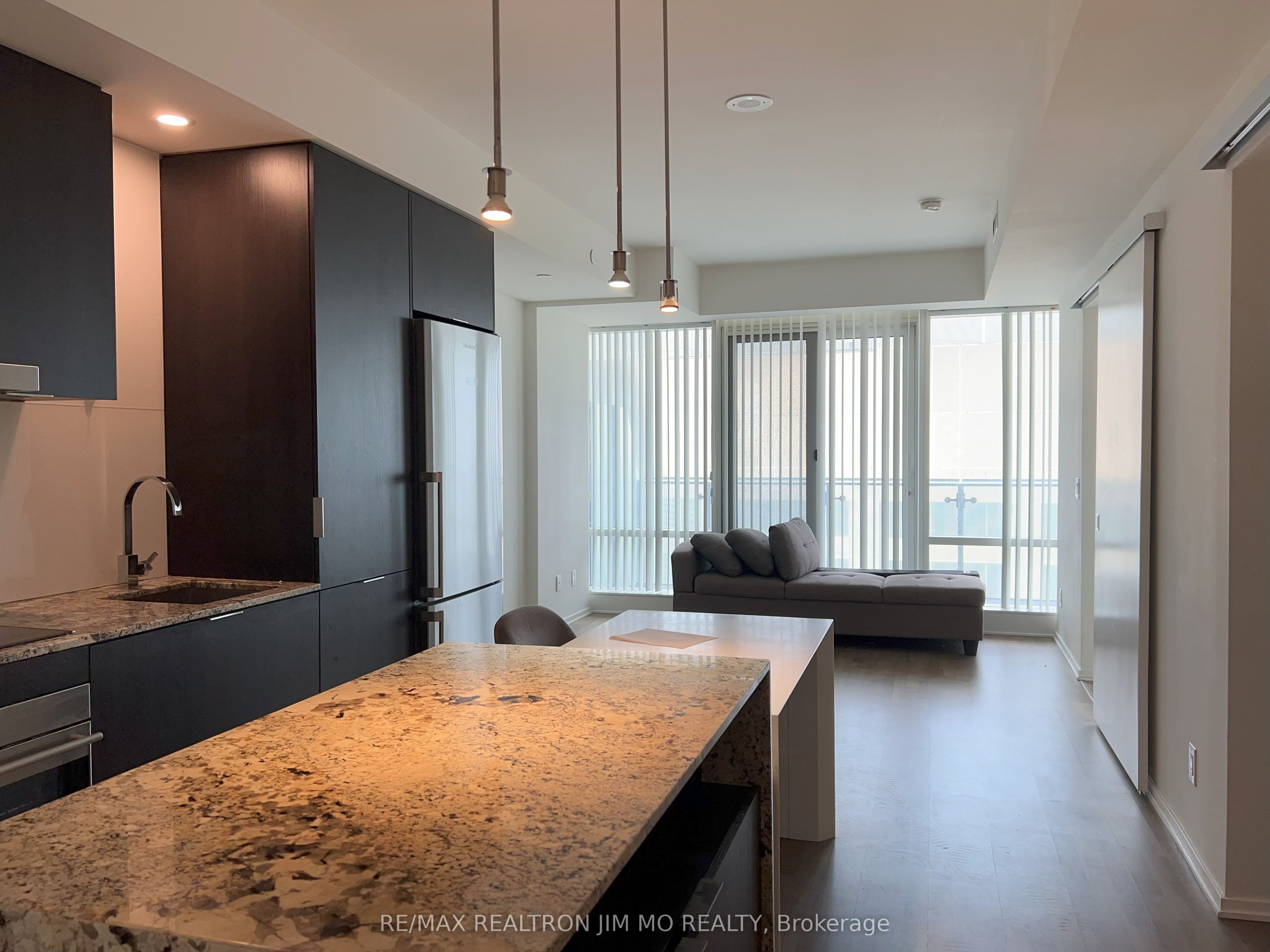 #3912 - 1 Bloor Street Property Photo 2