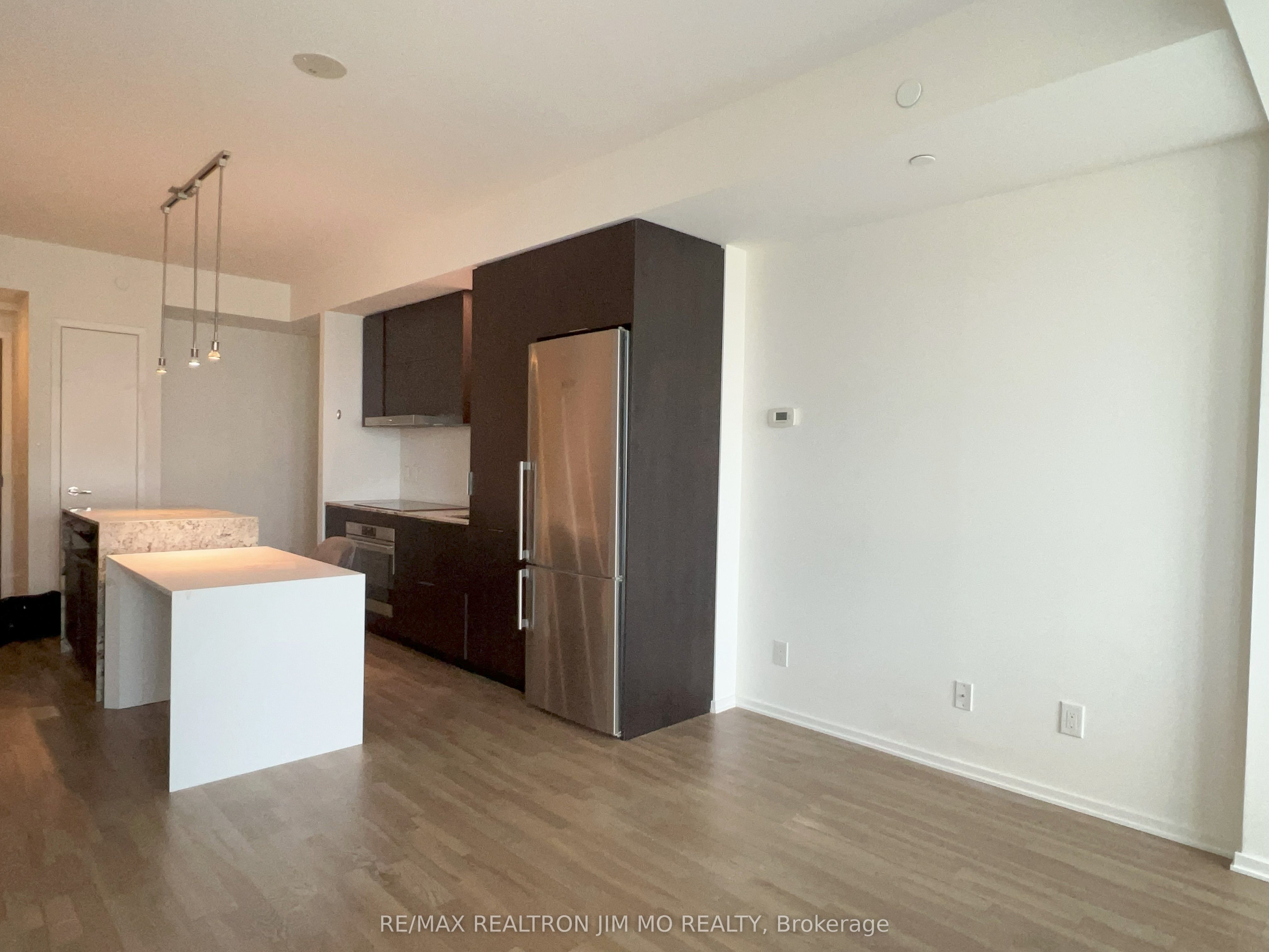 #3912 - 1 Bloor Street Property Photo 8