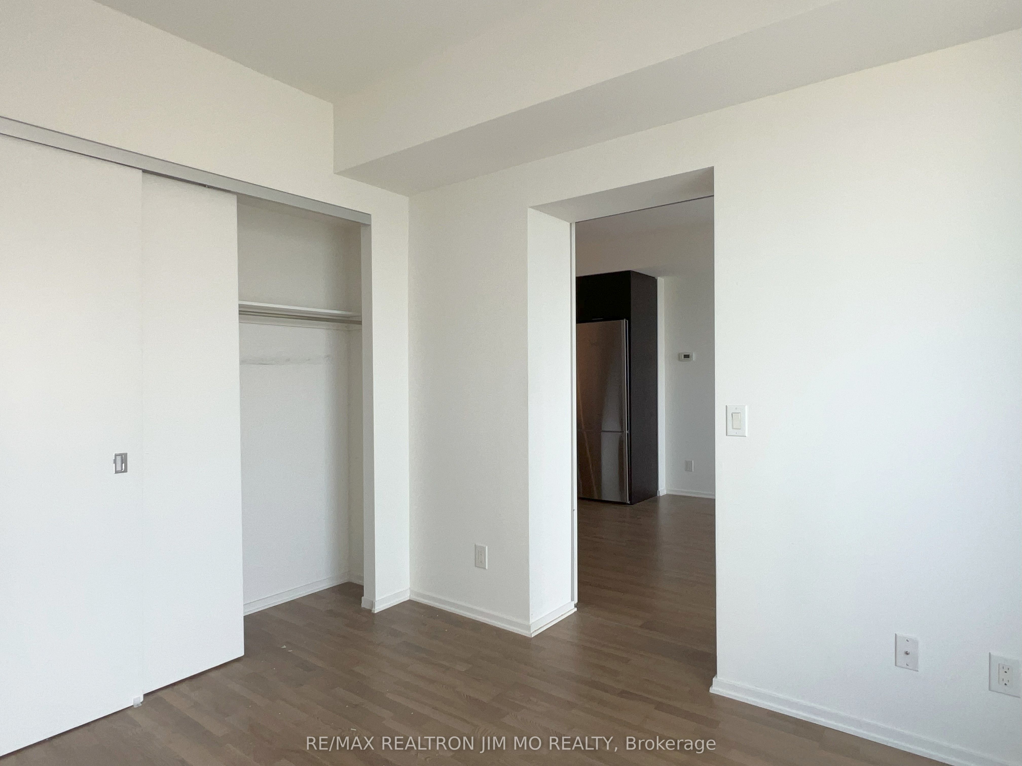 #3912 - 1 Bloor Street Property Photo 11