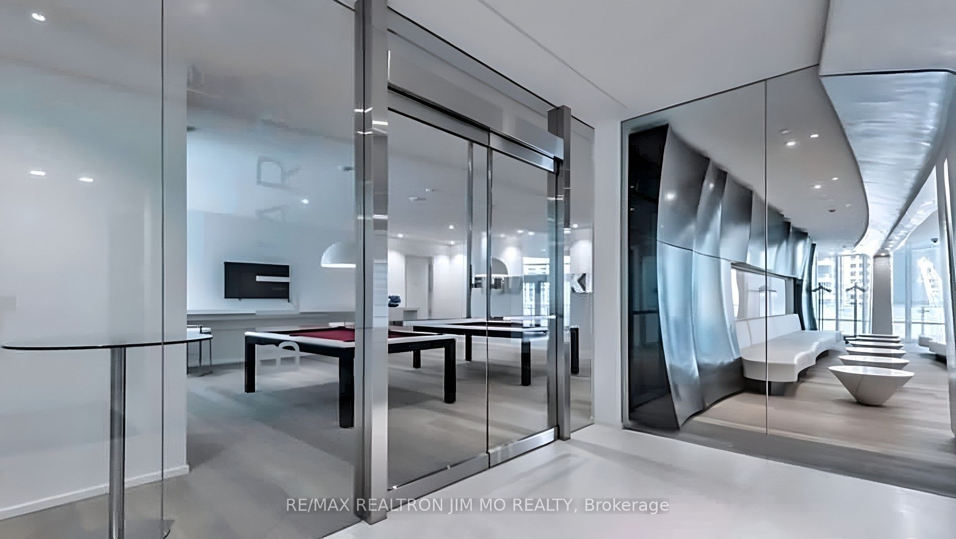 #3912 - 1 Bloor Street Property Photo 21