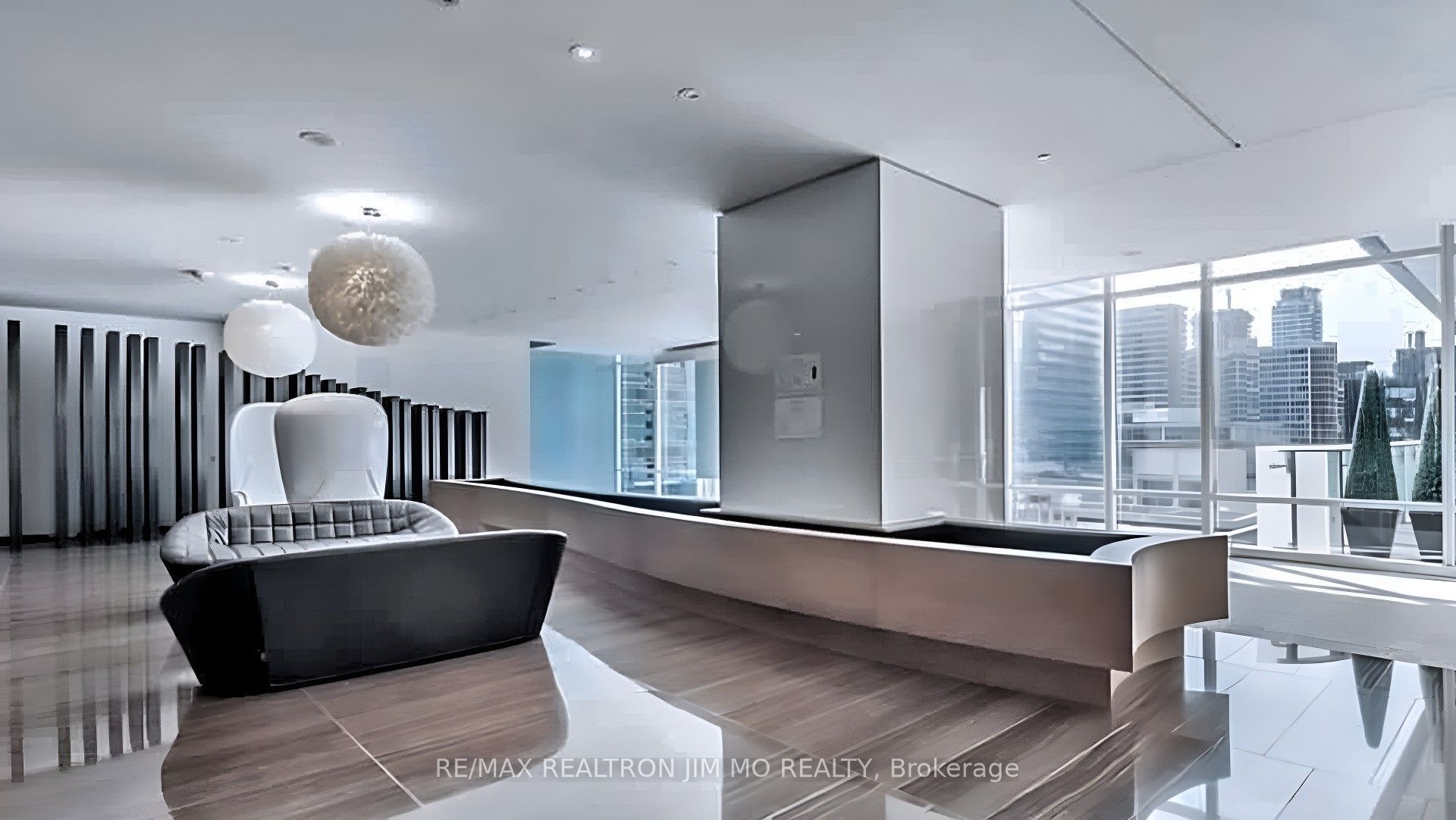 #3912 - 1 Bloor Street Property Photo 27