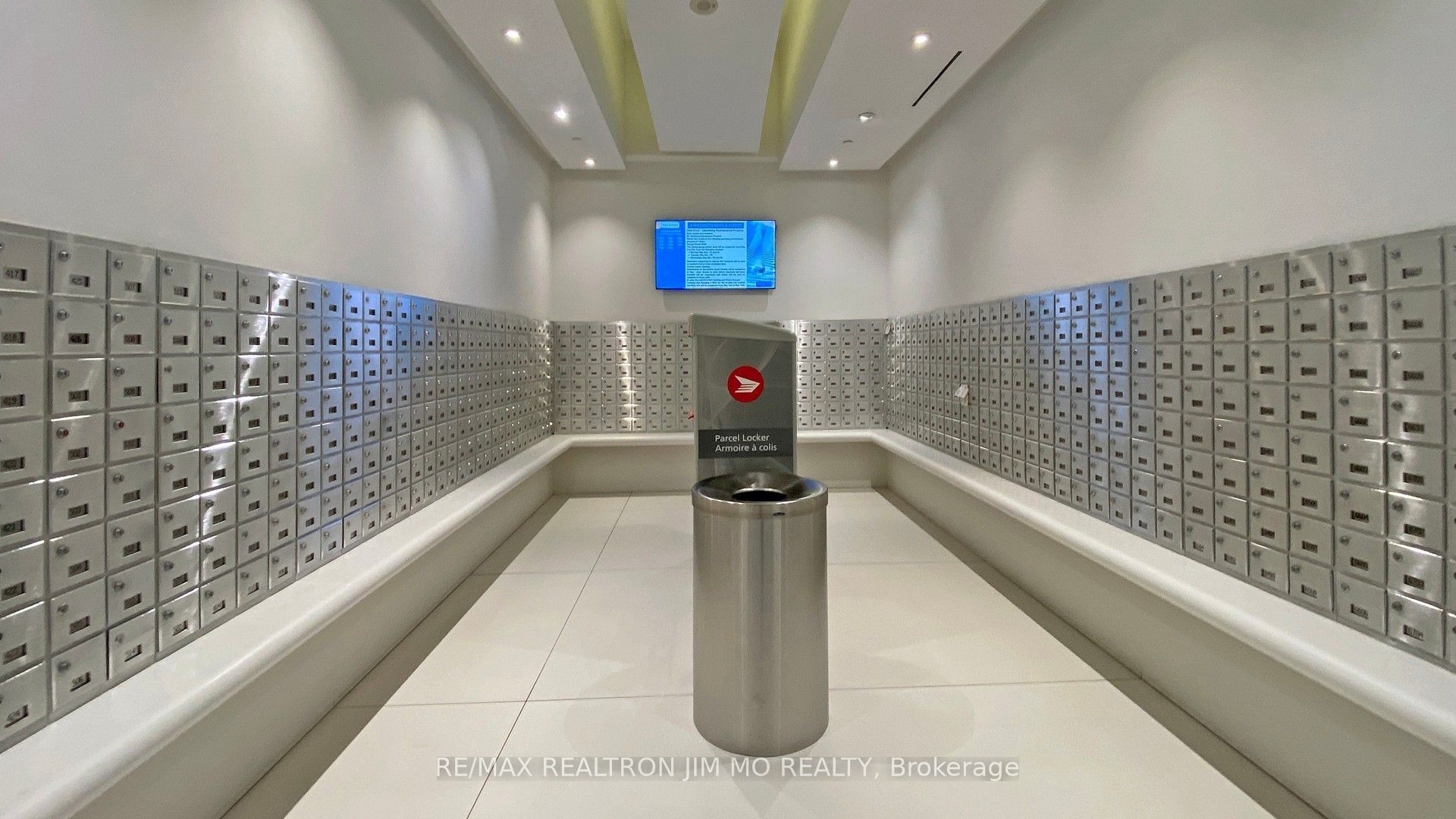#3912 - 1 Bloor Street Property Photo 28