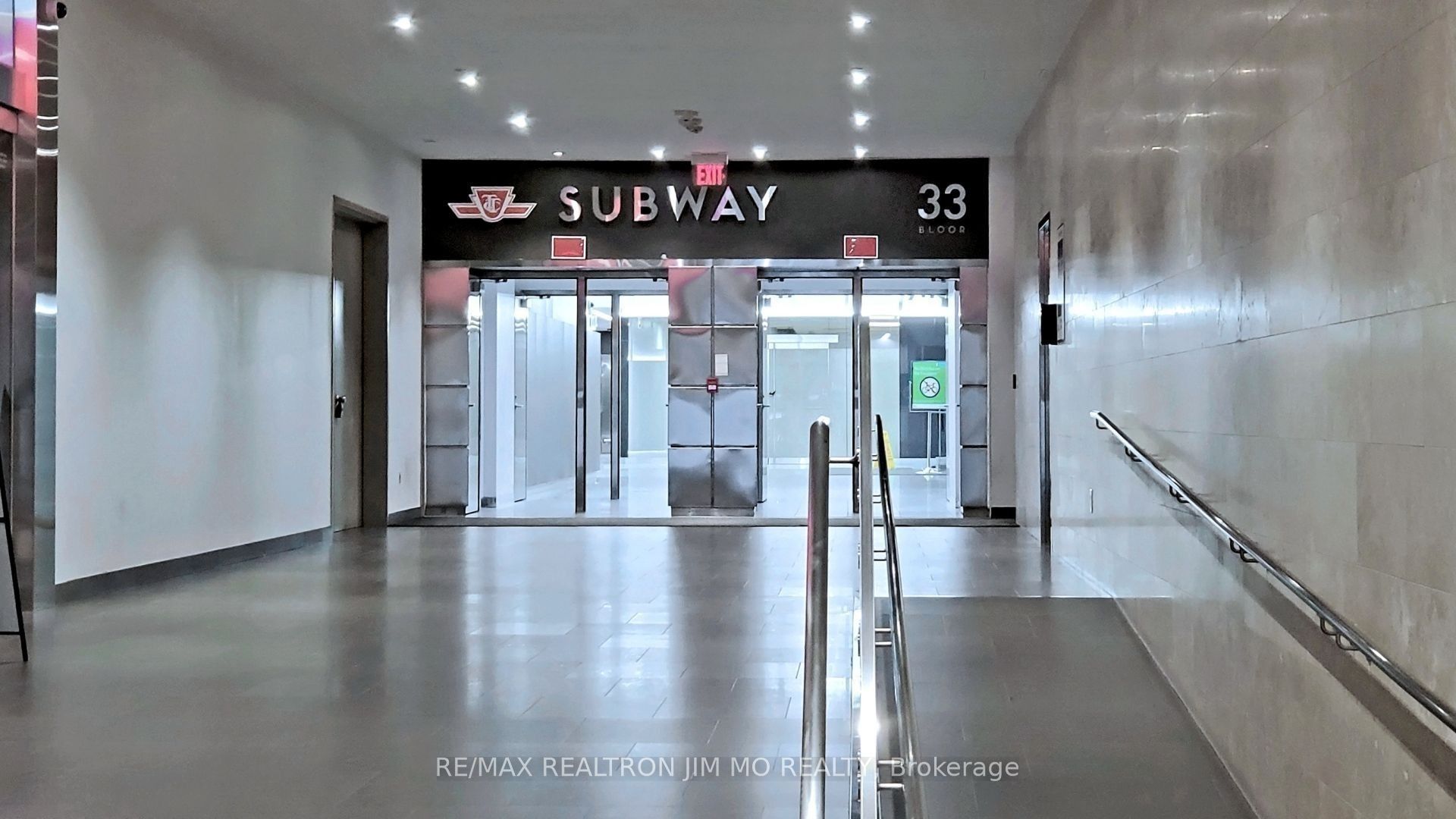 #3912 - 1 Bloor Street Property Photo 29
