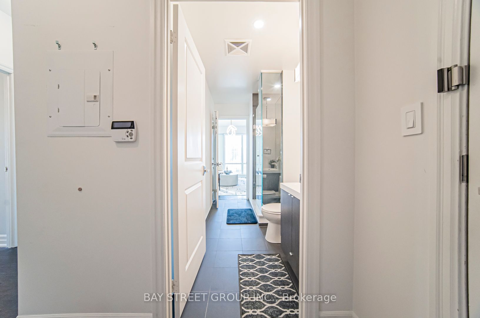 8 The Esplanade N/a 3105 Property Photo 5