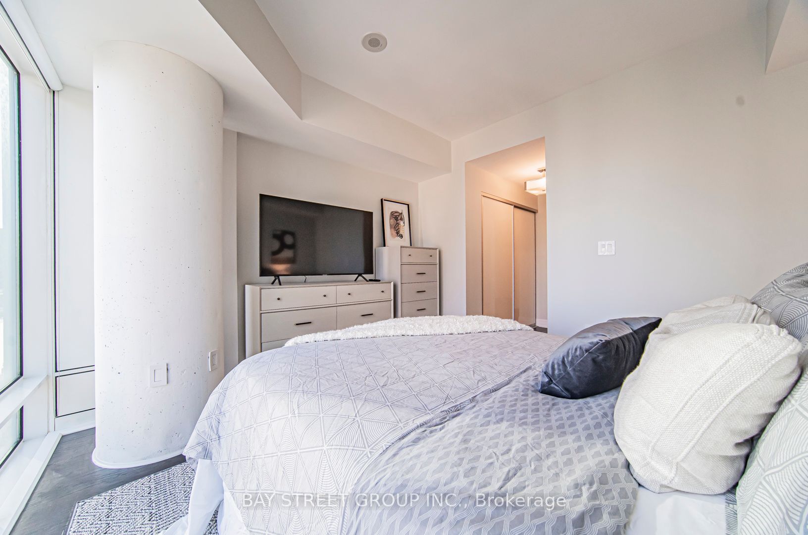 8 The Esplanade N/a 3105 Property Photo 13