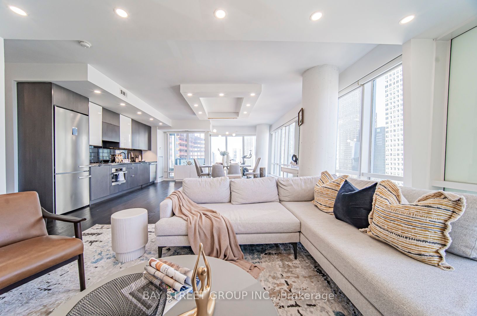 8 The Esplanade N/a 3105 Property Photo 14