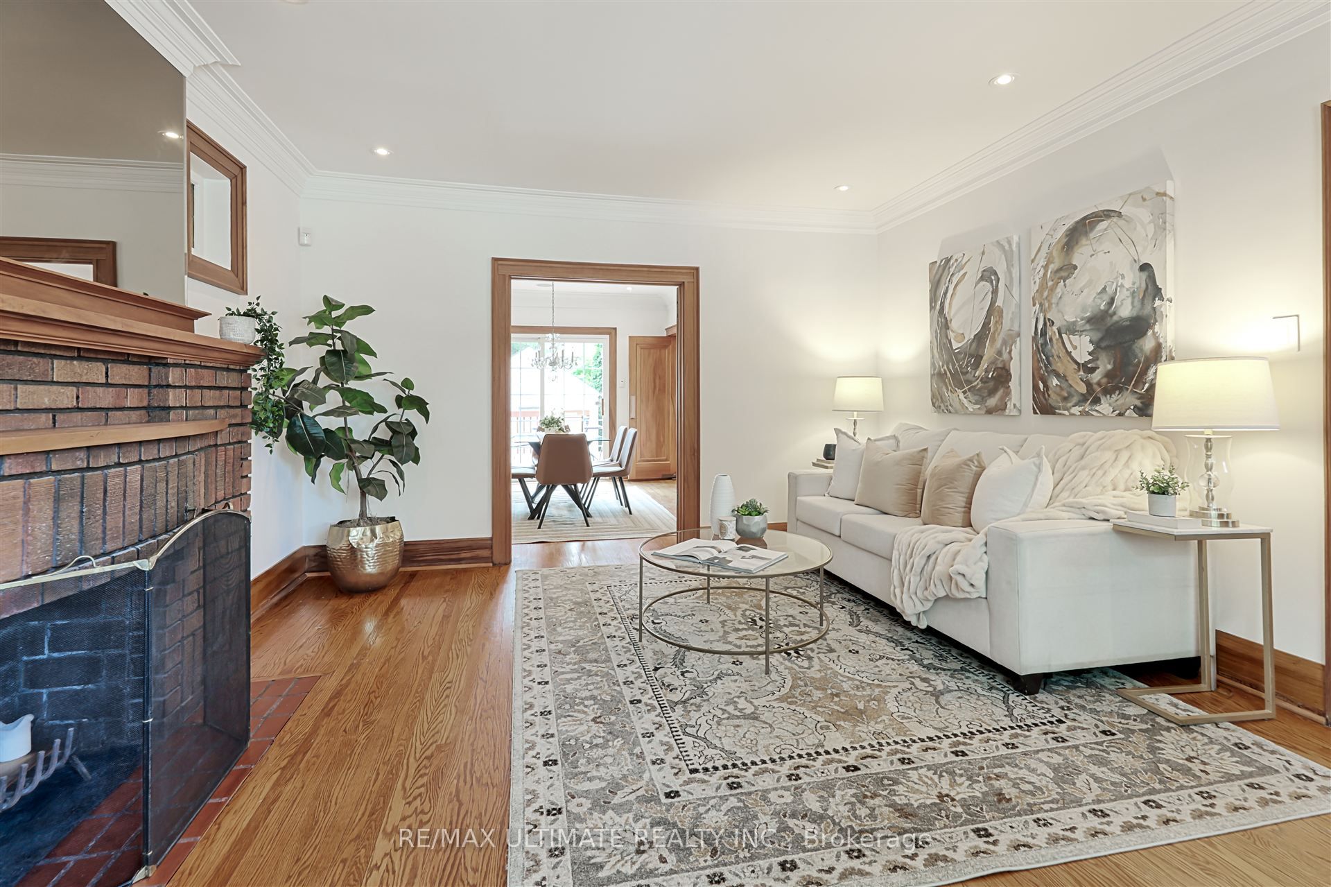 20 Woburn Avenue Property Photo 6