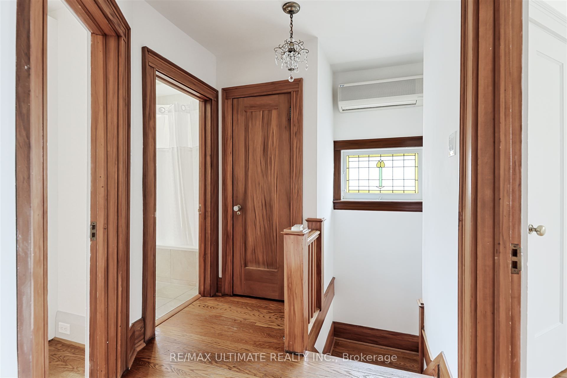 20 Woburn Avenue Property Photo 16