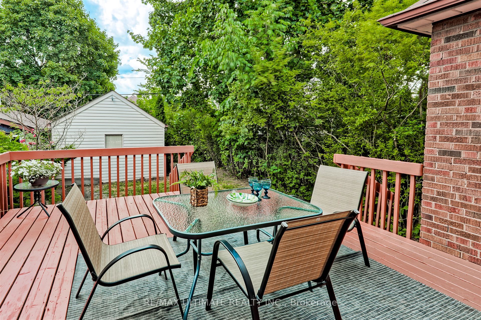 20 Woburn Avenue Property Photo 24