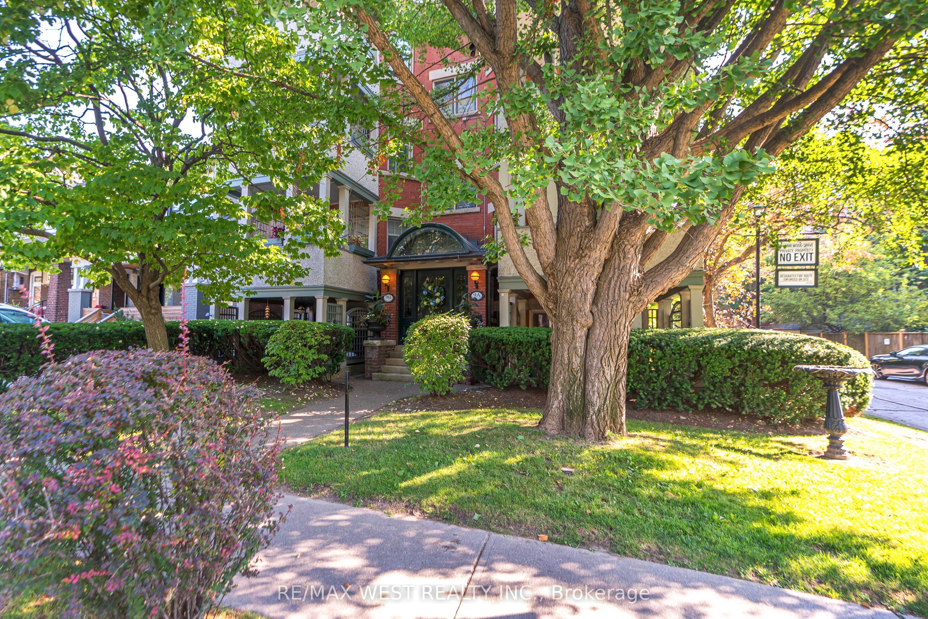 9B Humewood Drive Property Photo 1
