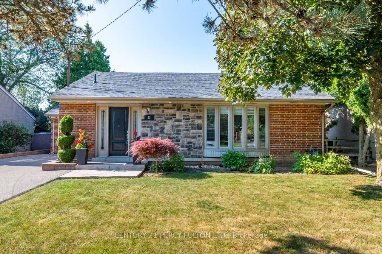 22 Pitcairn Crescent Property Photo 1