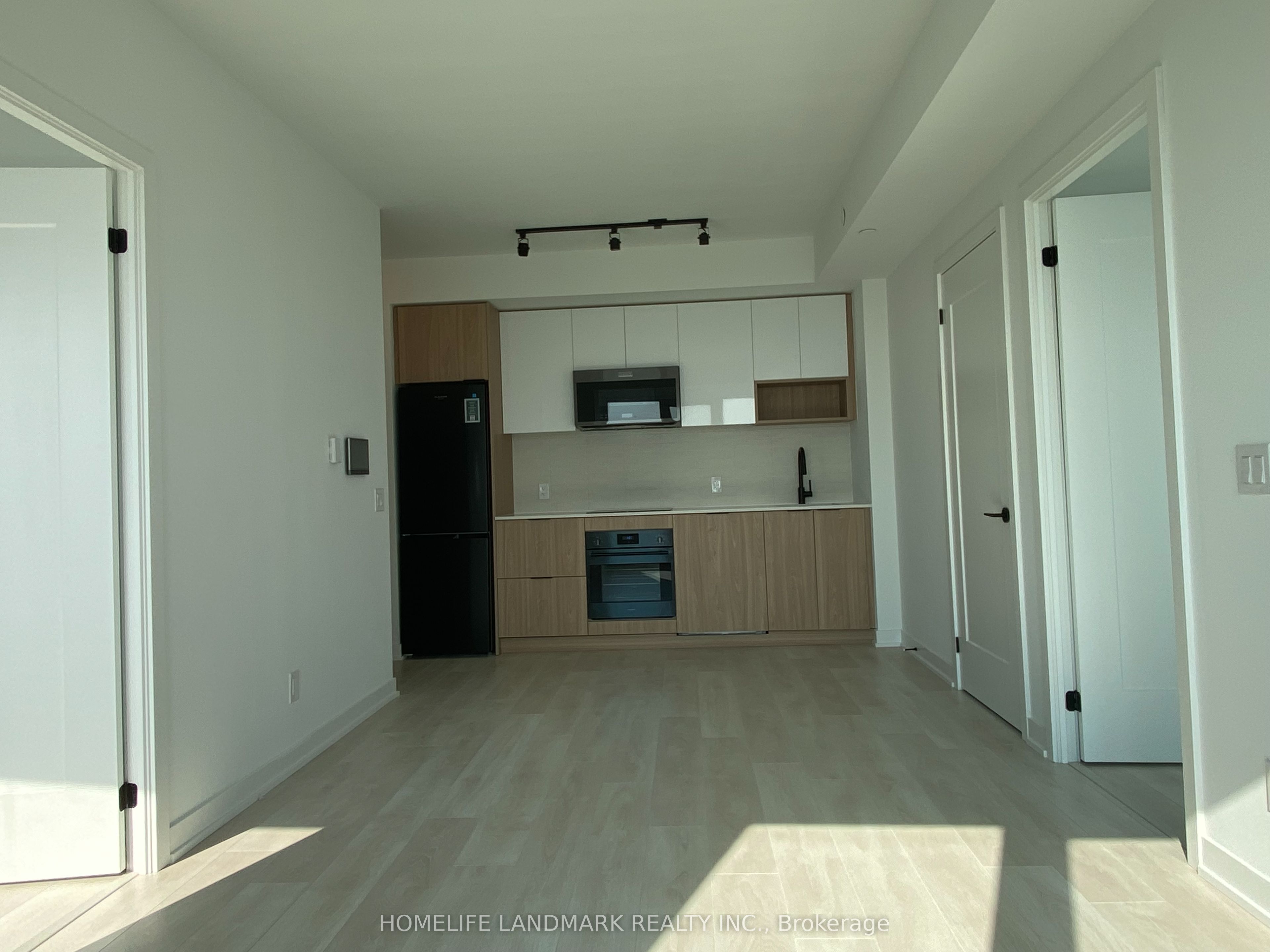 #3212 - 5 Defries Street Property Photo 9