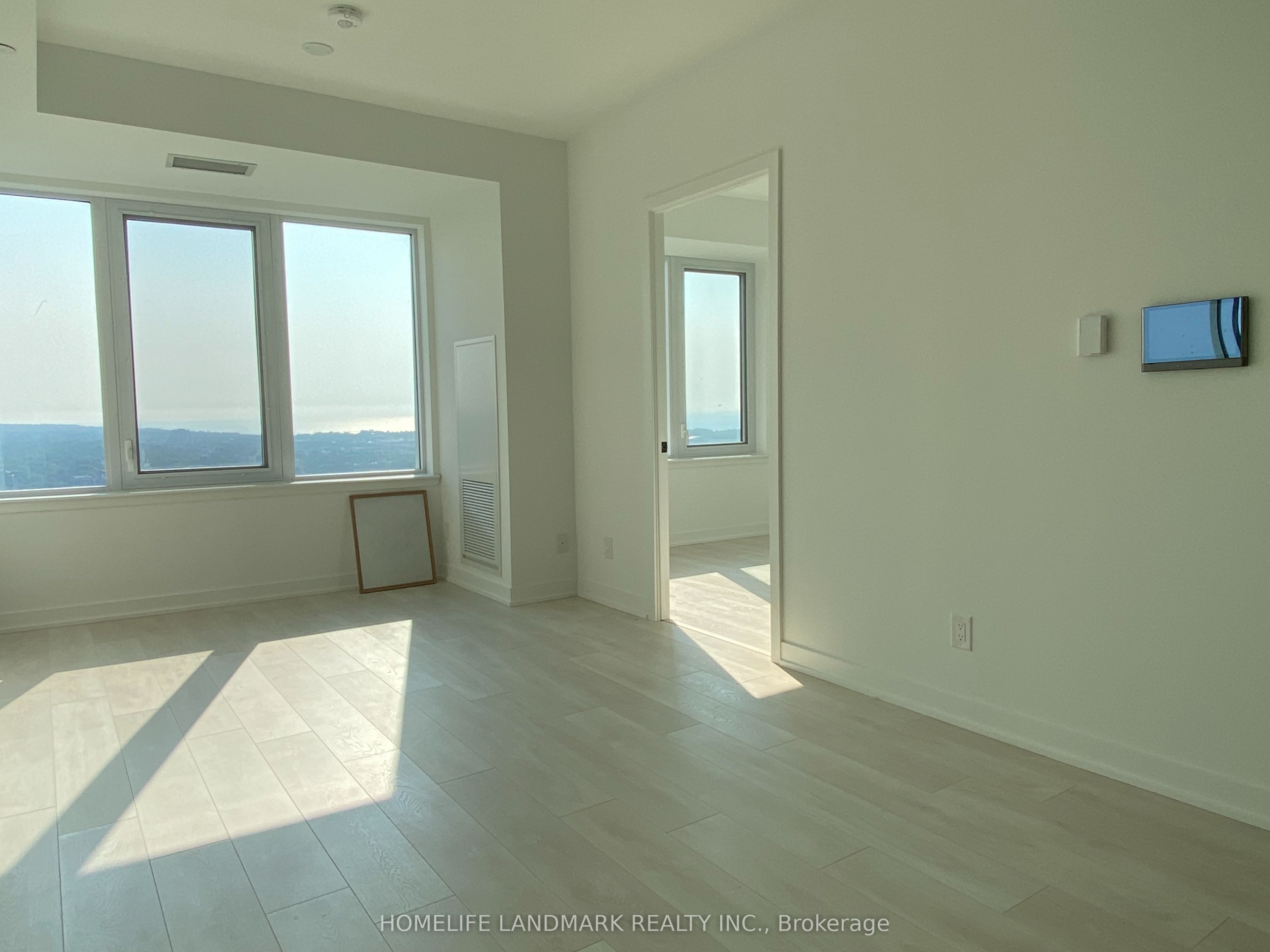 #3212 - 5 Defries Street Property Photo 10