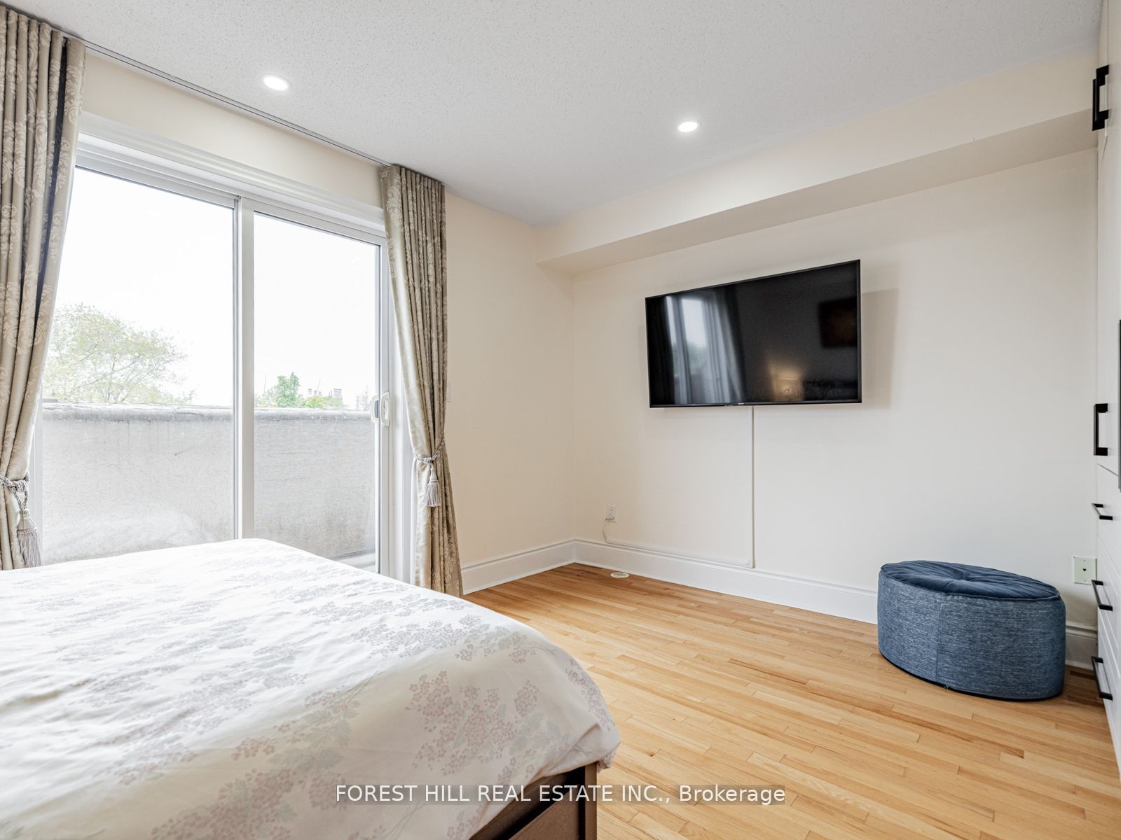 22 Espana Lane Property Photo 19