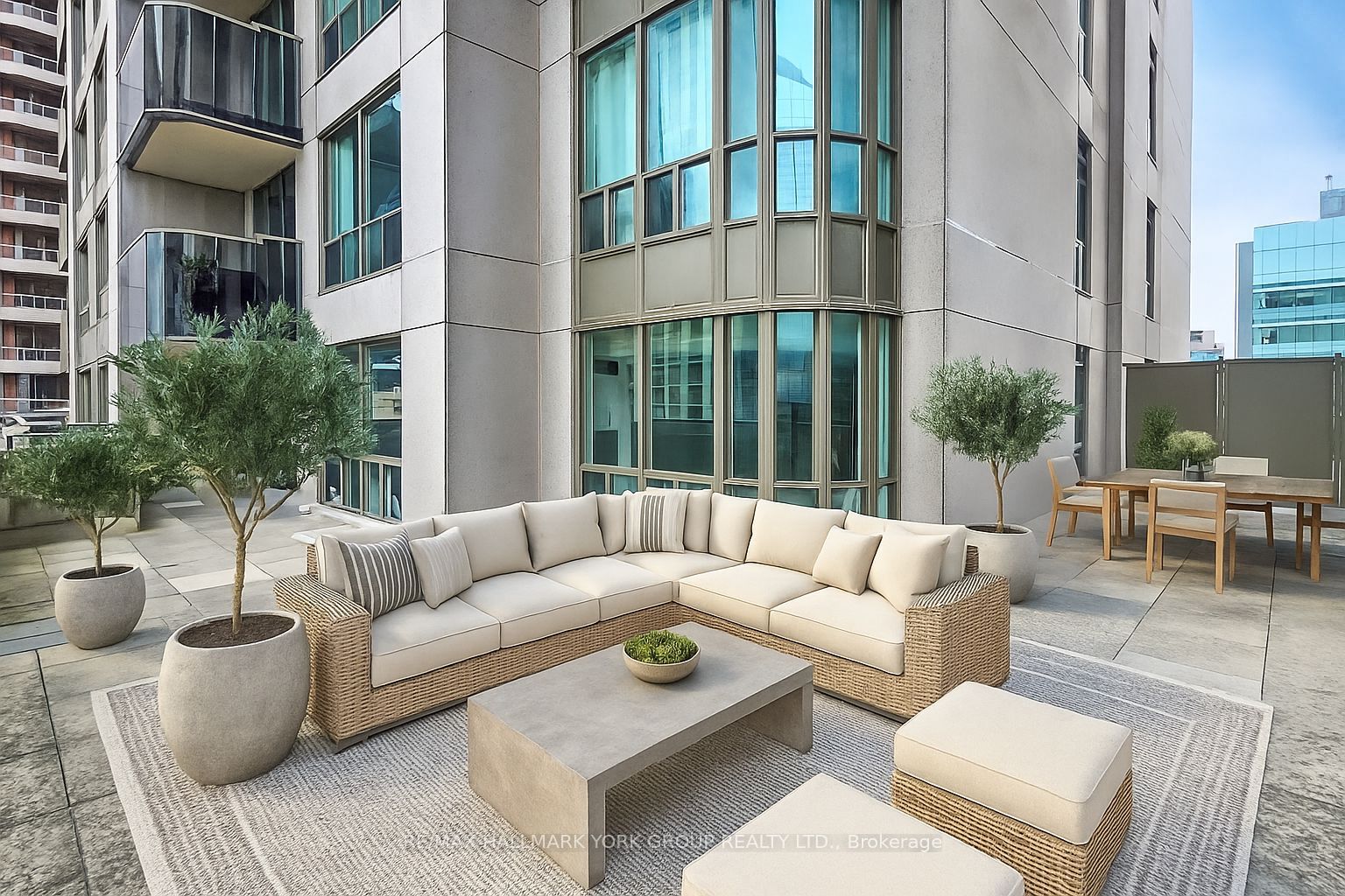 #2307 - 750 Bay Street Property Photo 1