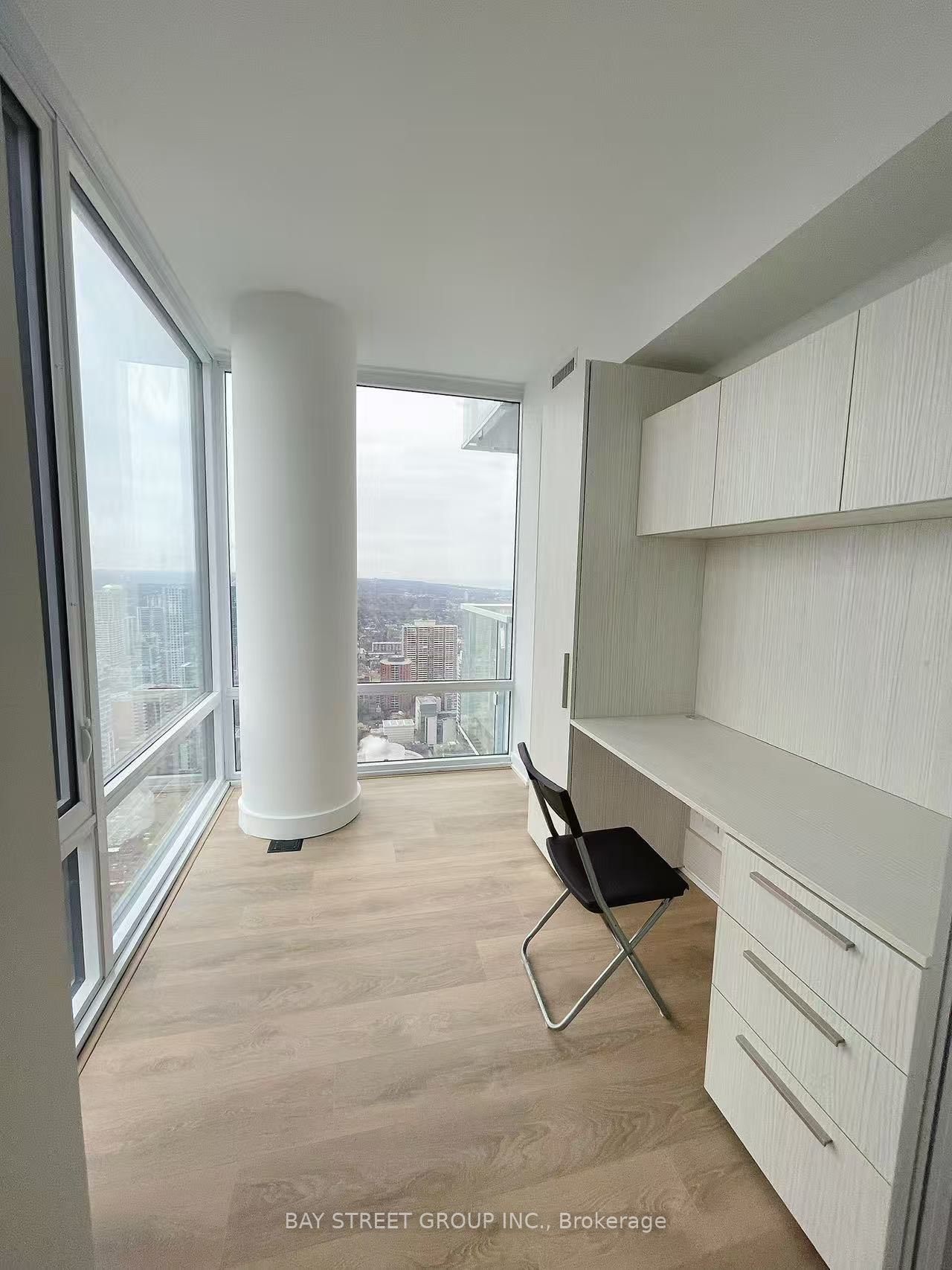 #4805 - 501 Yonge Street Property Photo 14