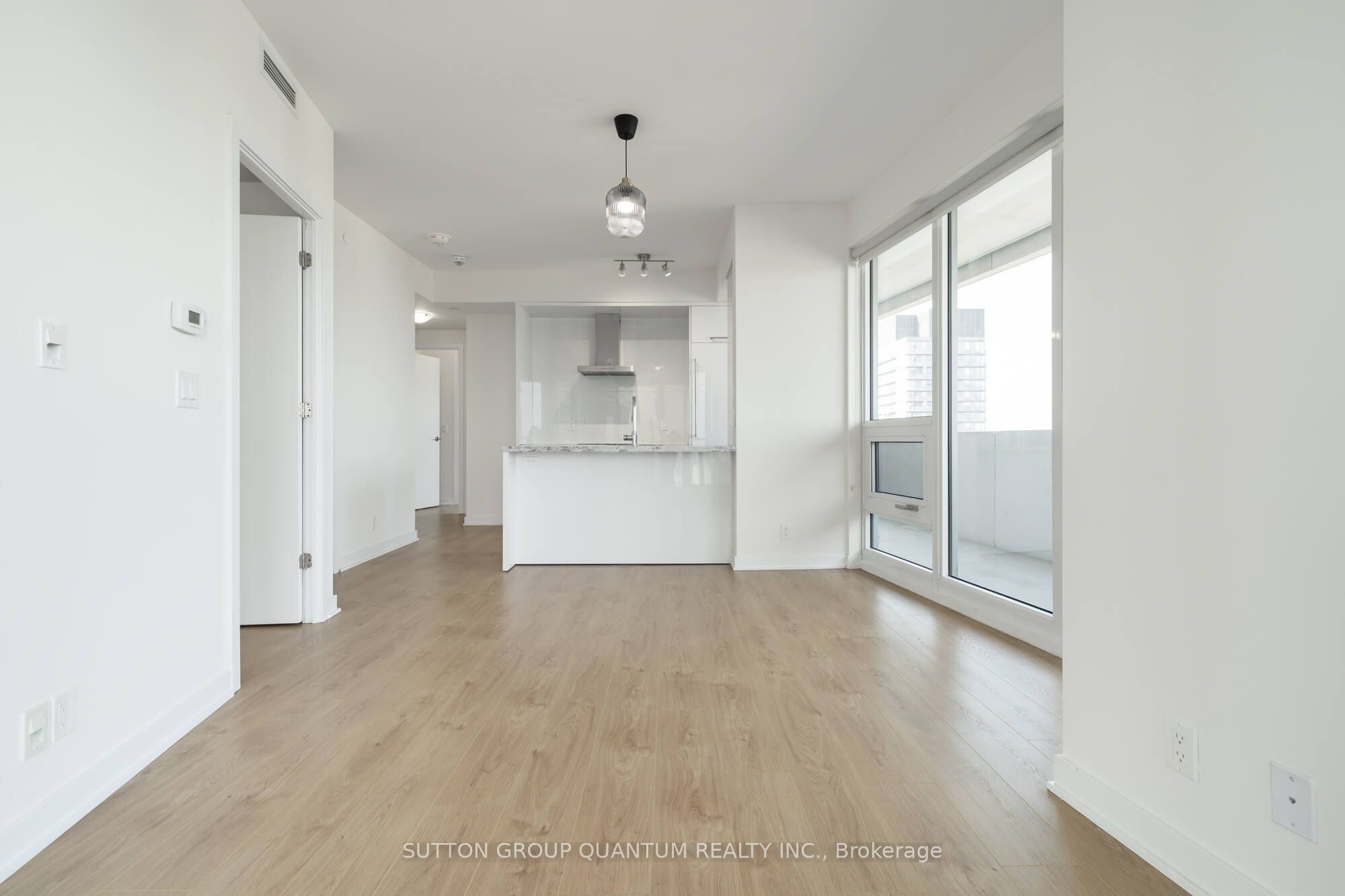 2221 Yonge Street 4003 Property Photo 8