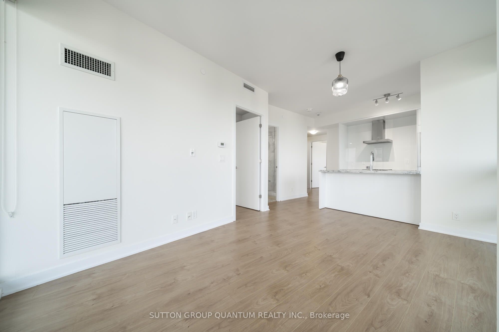 2221 Yonge Street 4003 Property Photo 9