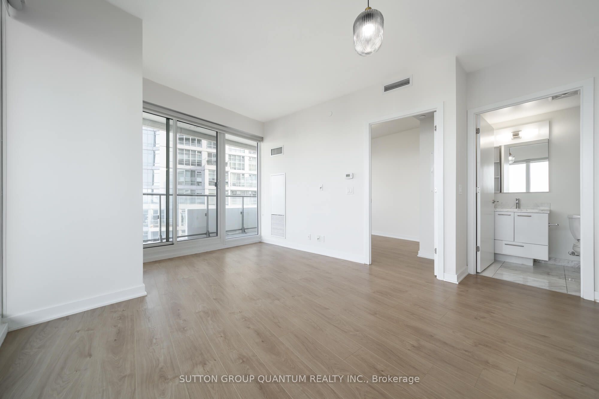 2221 Yonge Street 4003 Property Photo 10