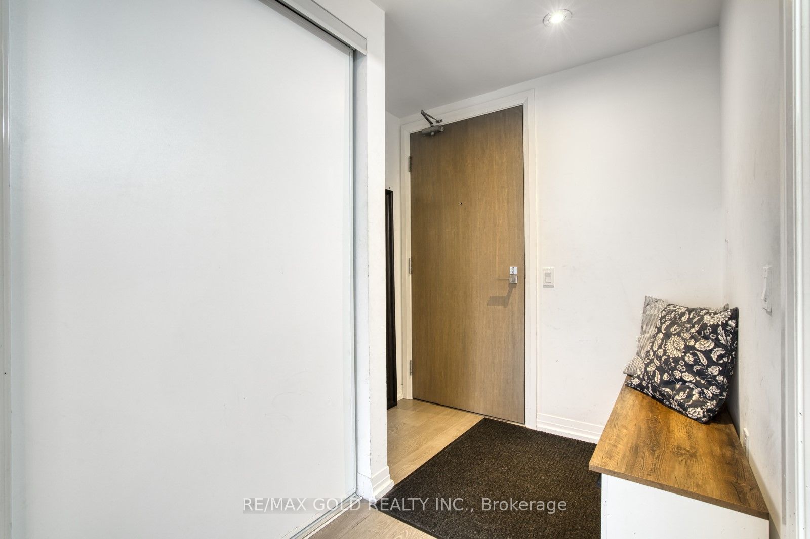 #1116 - 251 Jarvis Street Property Photo 14