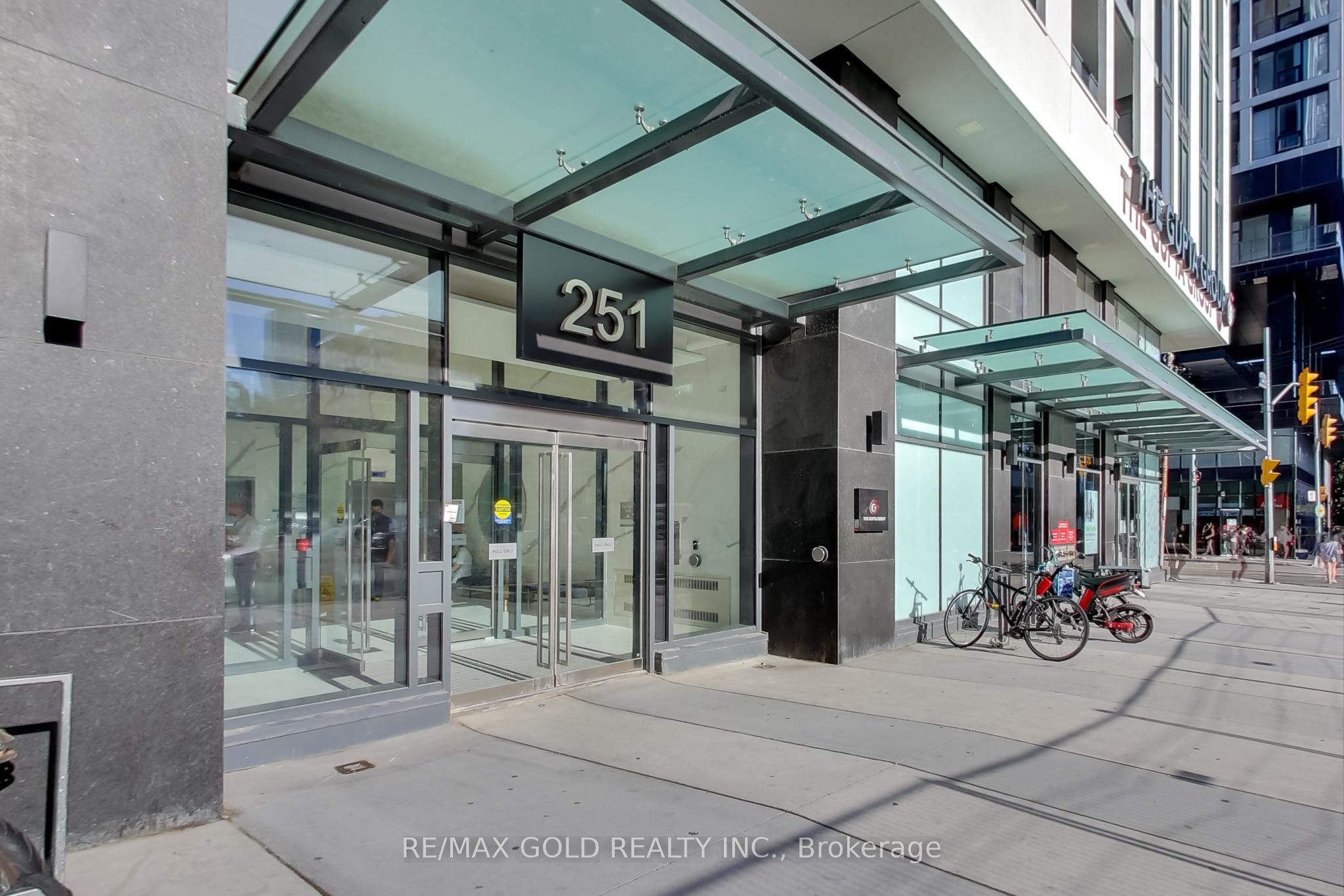 #1116 - 251 Jarvis Street Property Photo 34