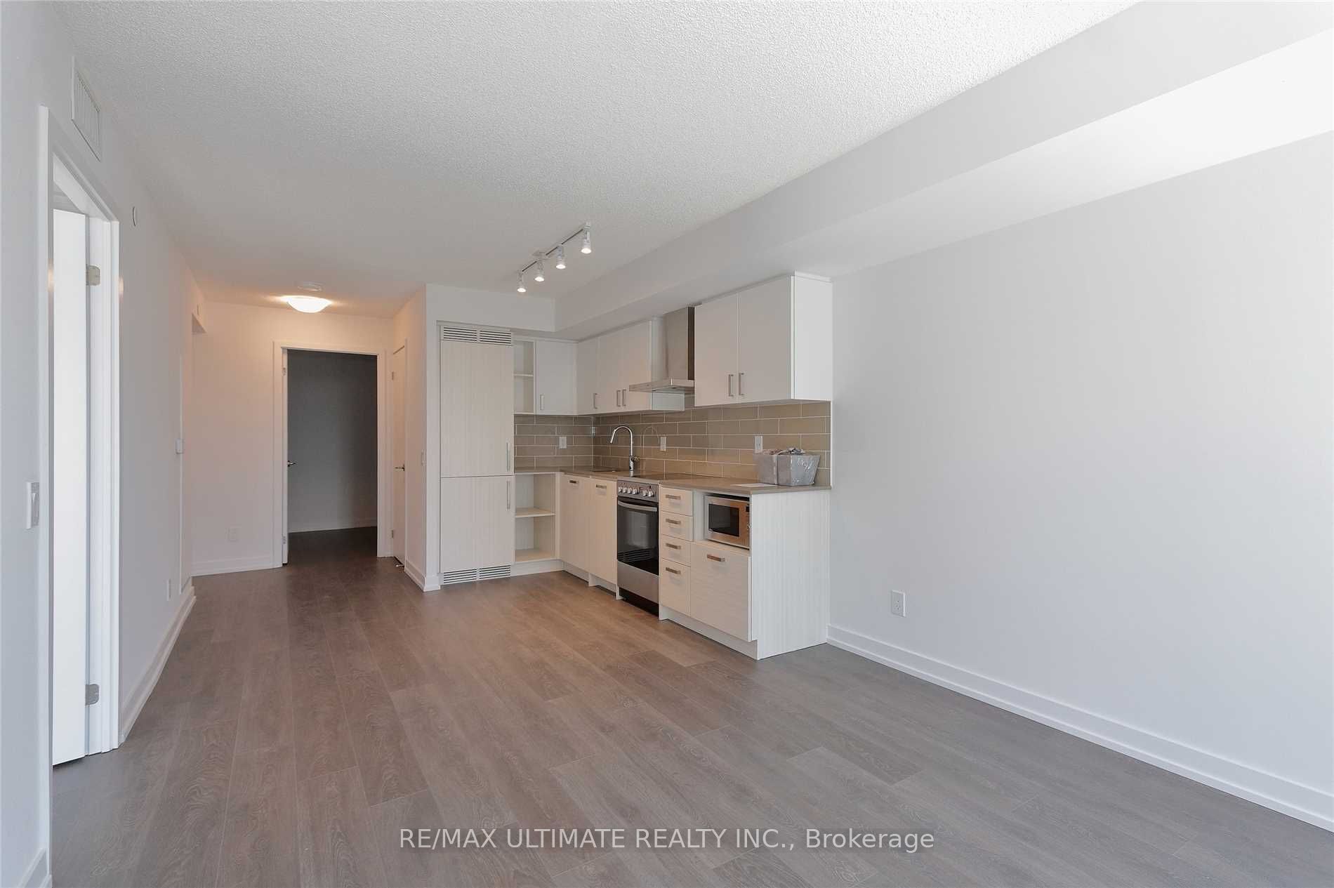125 Redpath Avenue 802 Property Photo 7