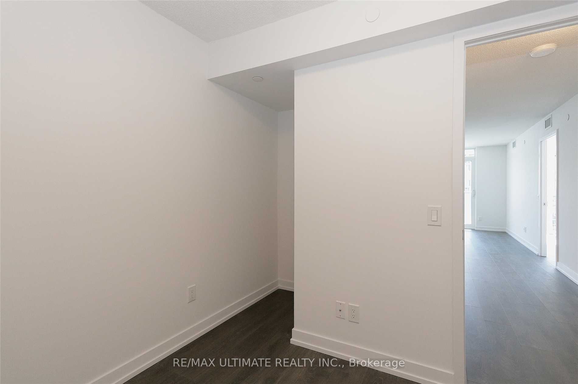 125 Redpath Avenue 802 Property Photo 12