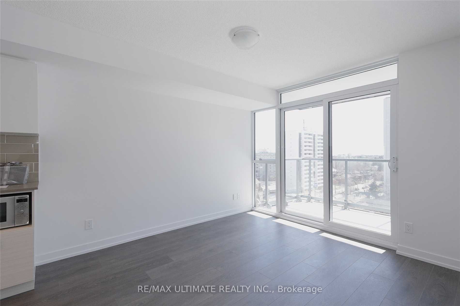 125 Redpath Avenue 802 Property Photo 14