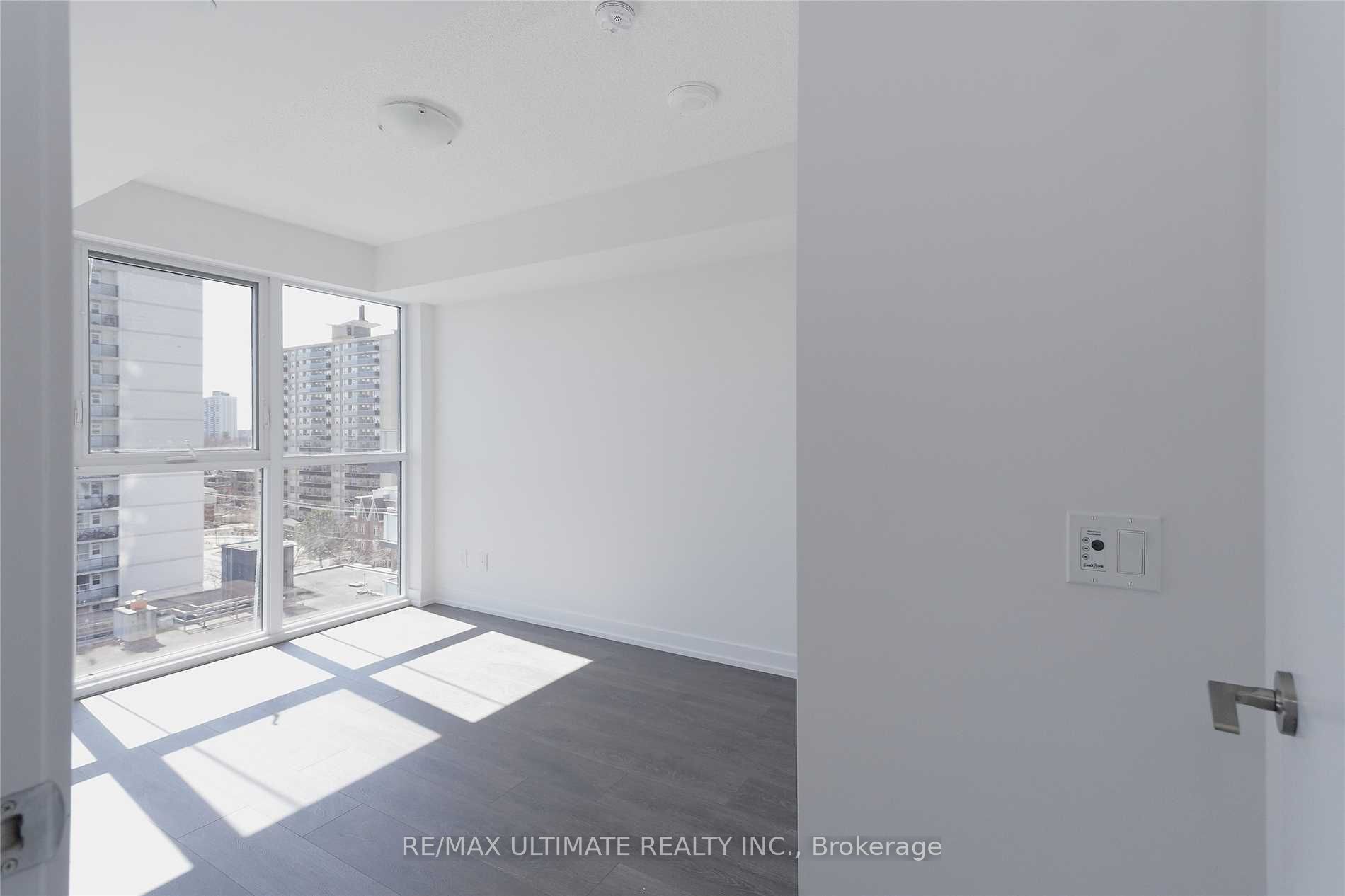 #802 - 125 Redpath Avenue Property Photo 14