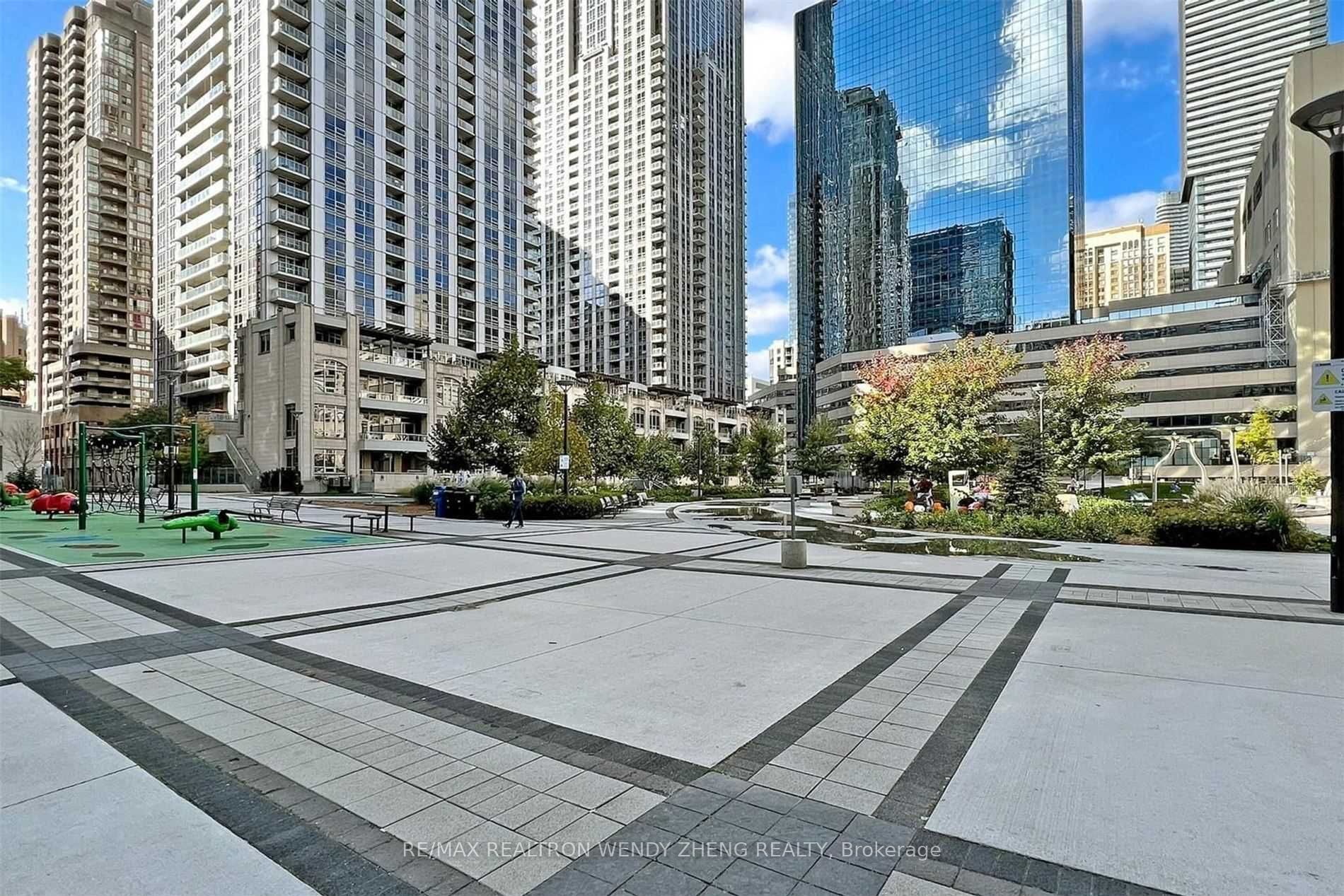 #4014 - 386 Yonge Street Property Photo 4