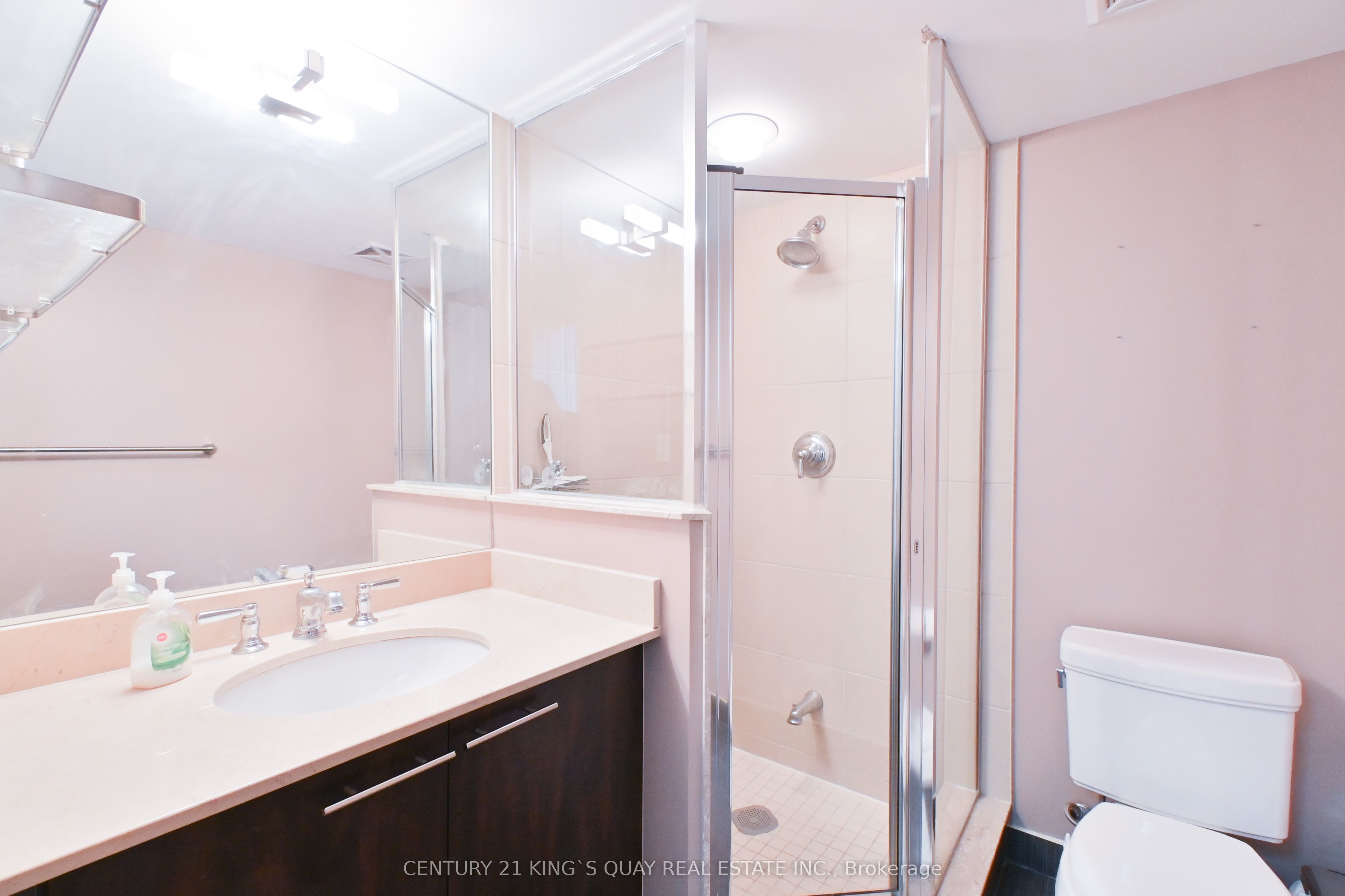 #305 - 1 Bedford Road Property Photo 26