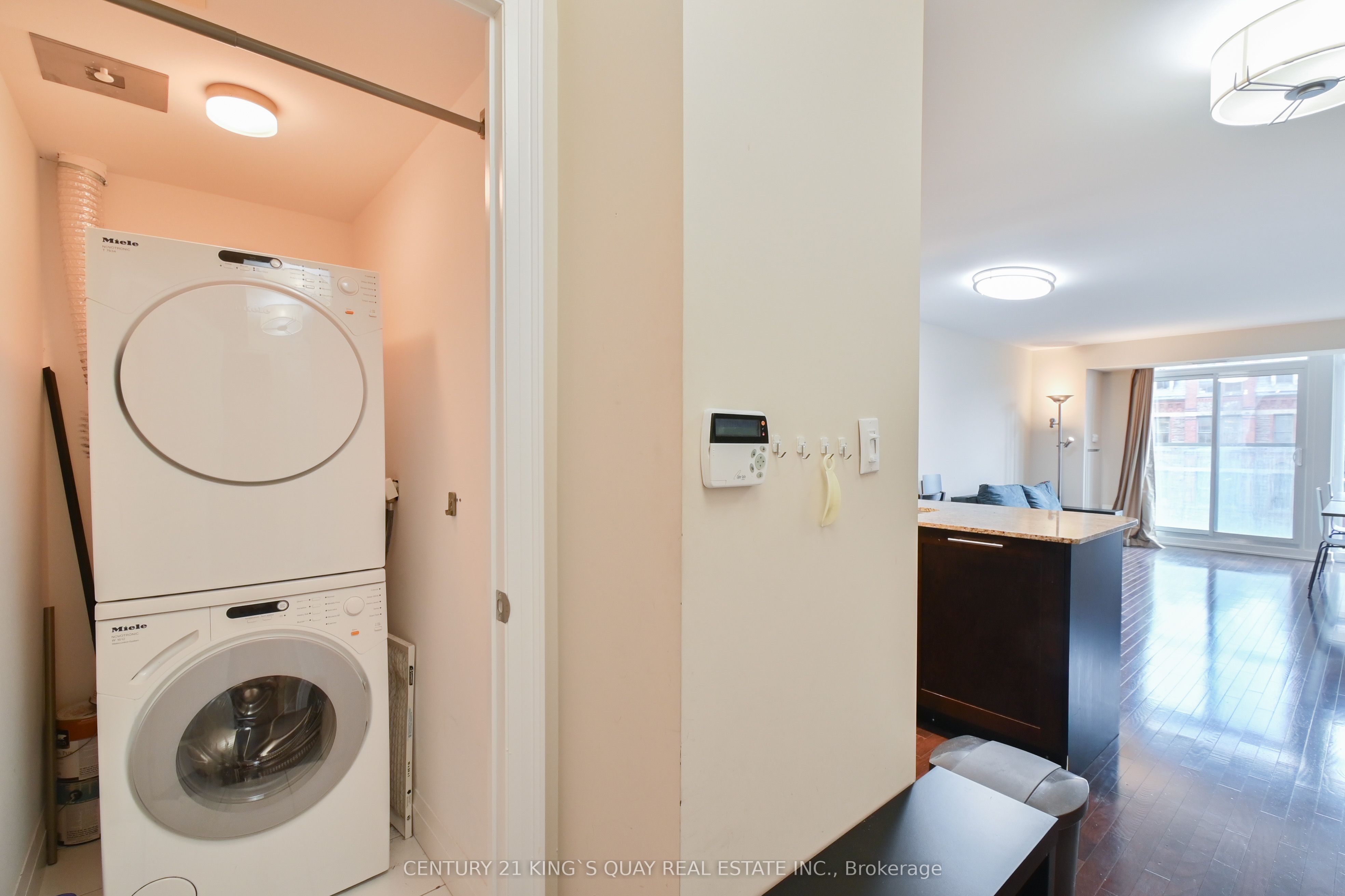 #305 - 1 Bedford Road Property Photo 27