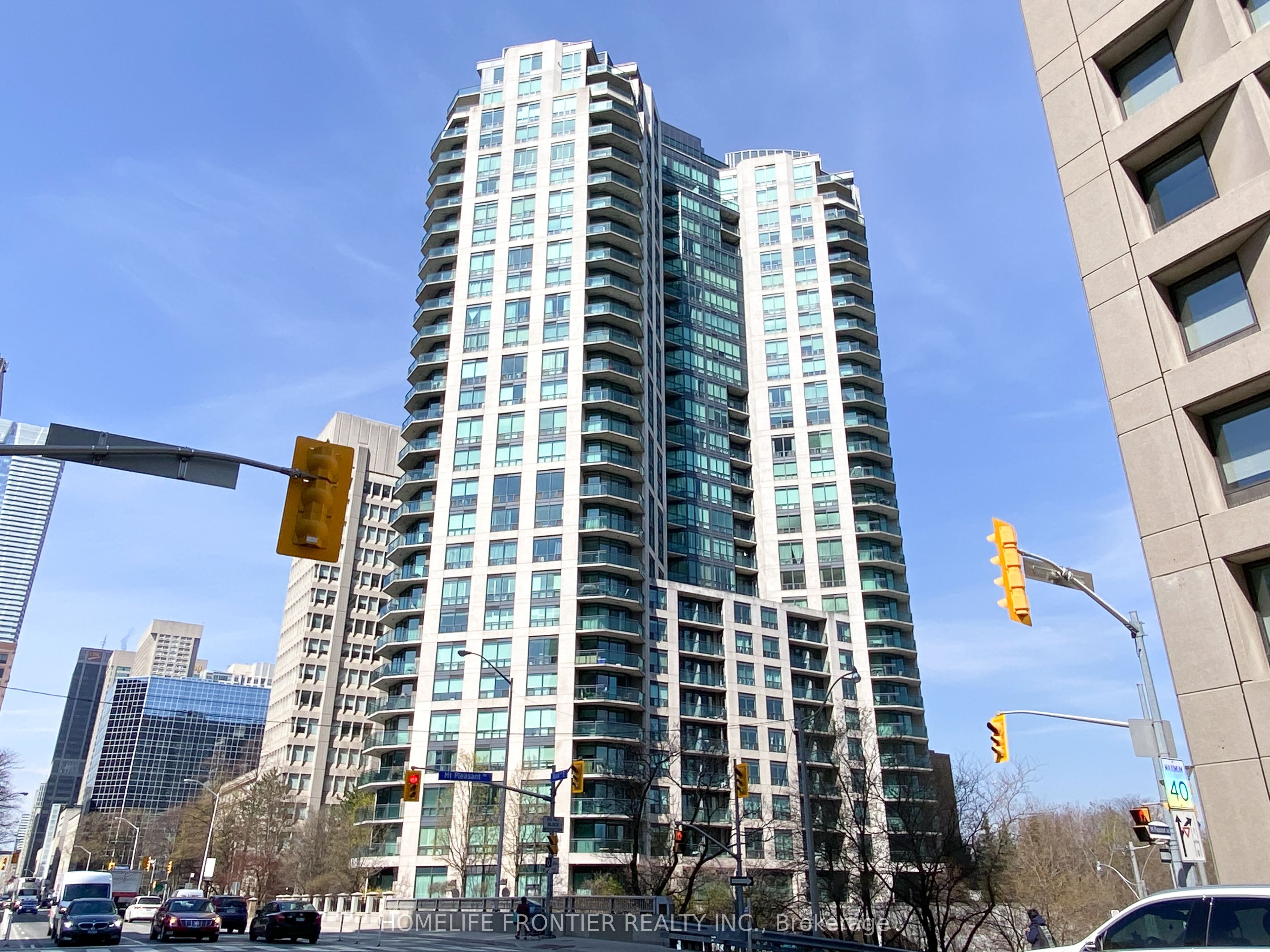 #903 - 300 Bloor Street Property Photo 1