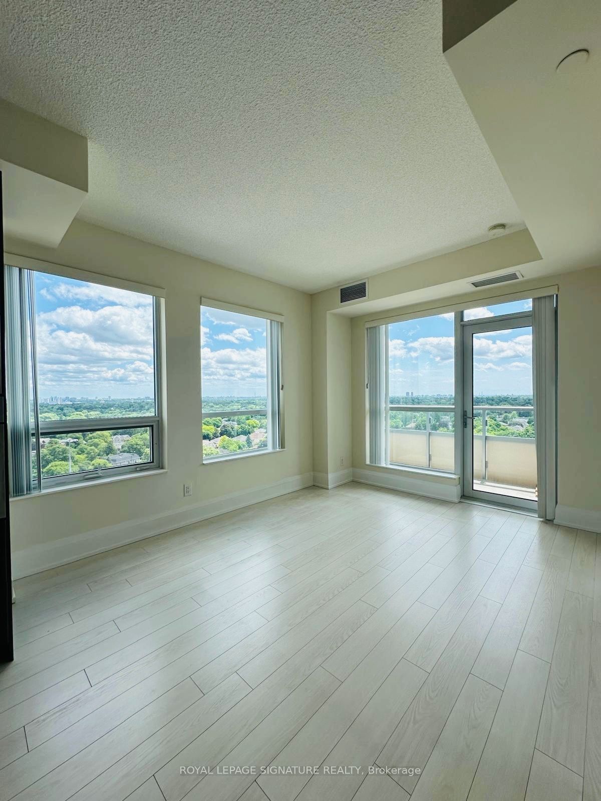 #1506 - 120 Harrison Garden Boulevard Property Photo 3