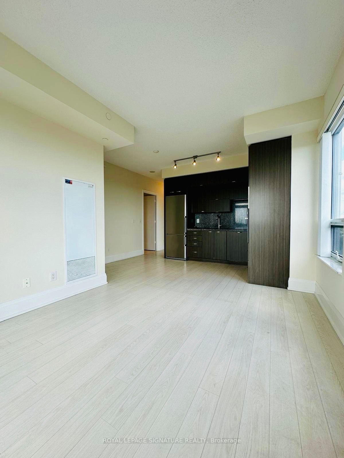 #1506 - 120 Harrison Garden Boulevard Property Photo 7